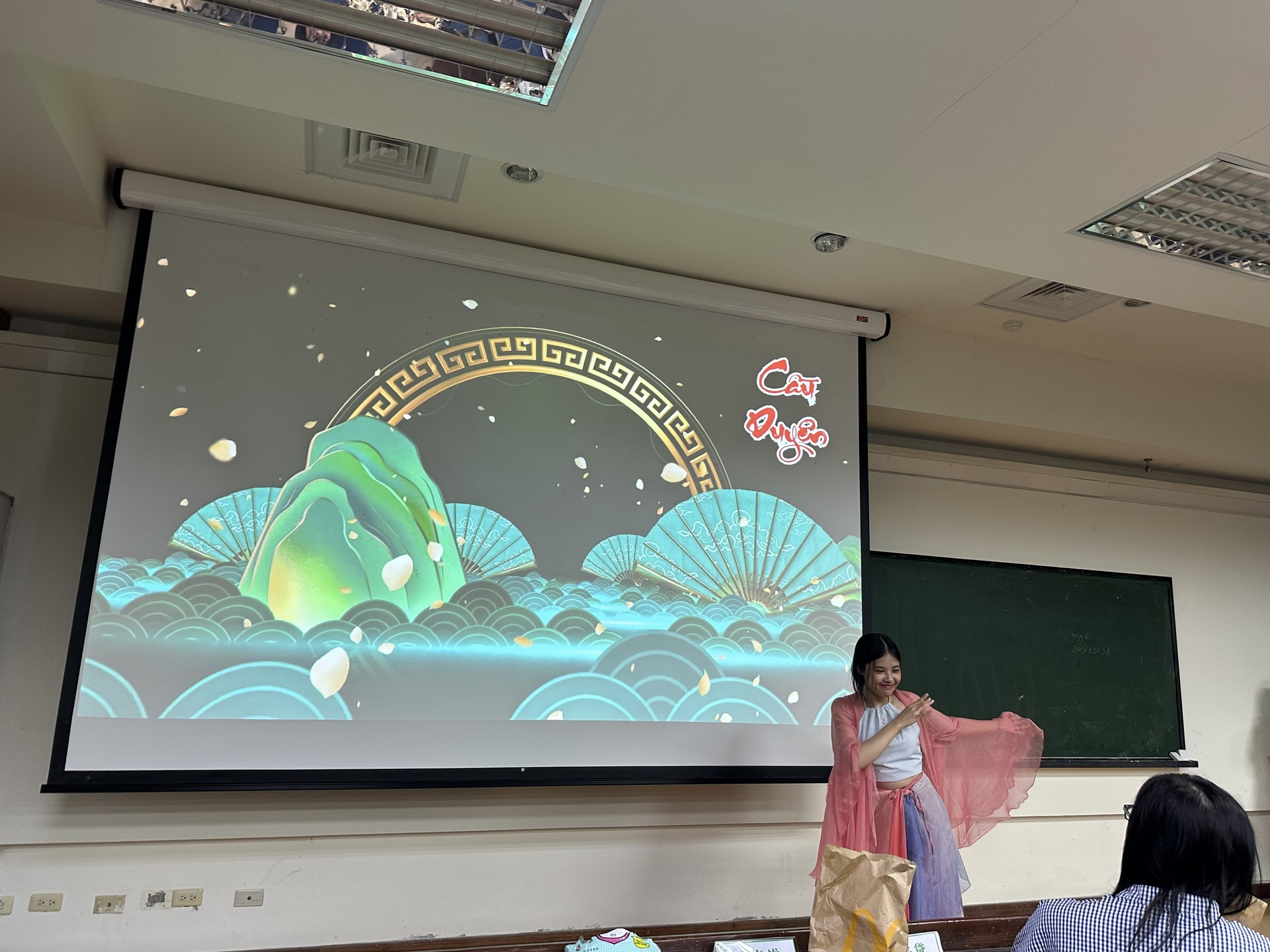 國際事務處舉辦國際專修部新生歡迎會 多國新生共襄盛舉 展現多元國際風采 009