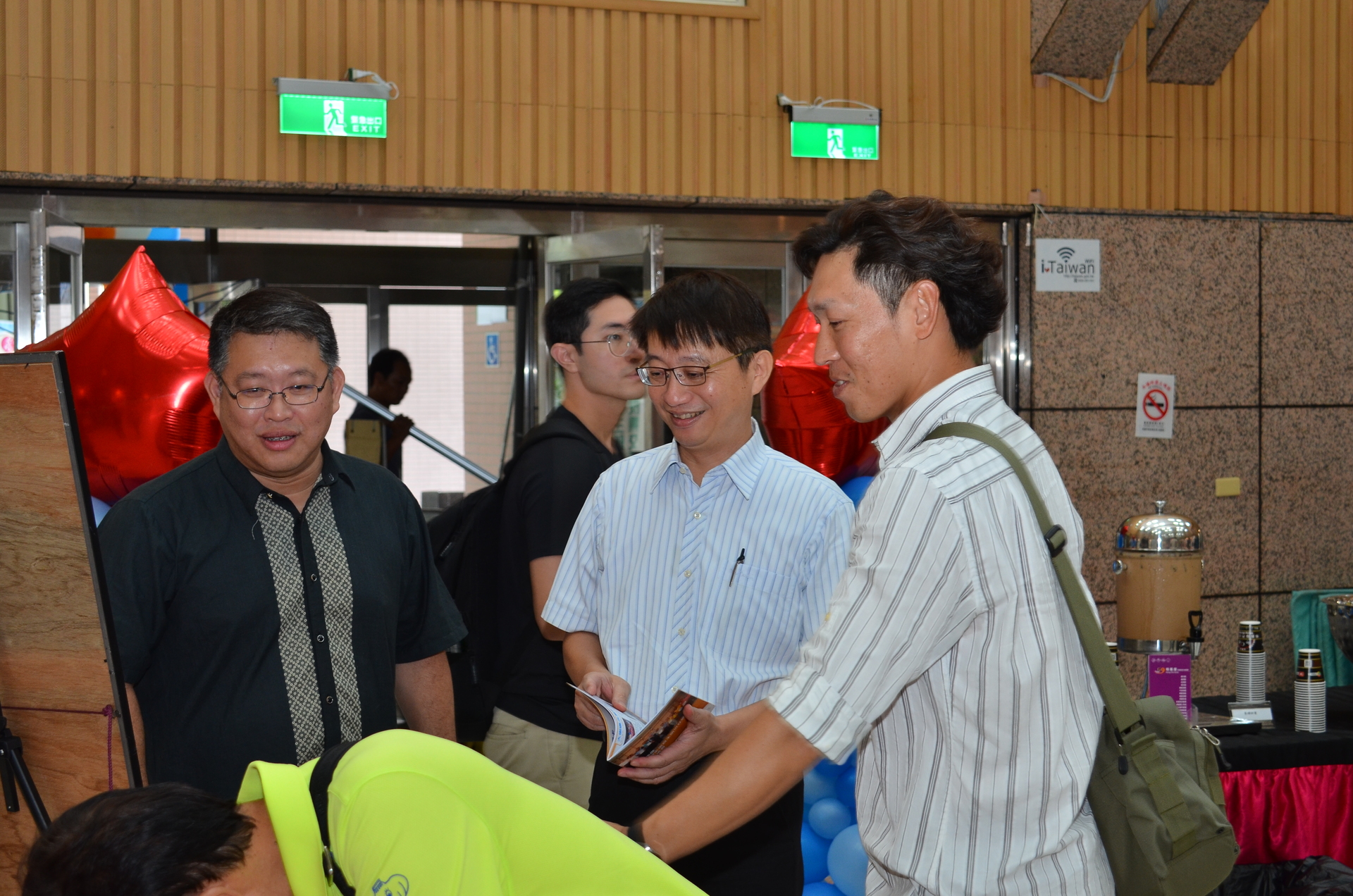 國立高雄大學「災害防救科技研究中心」、高雄市政府水利局日前共同舉辦「高雄市水患自主防災社區成果交流會」。圖片