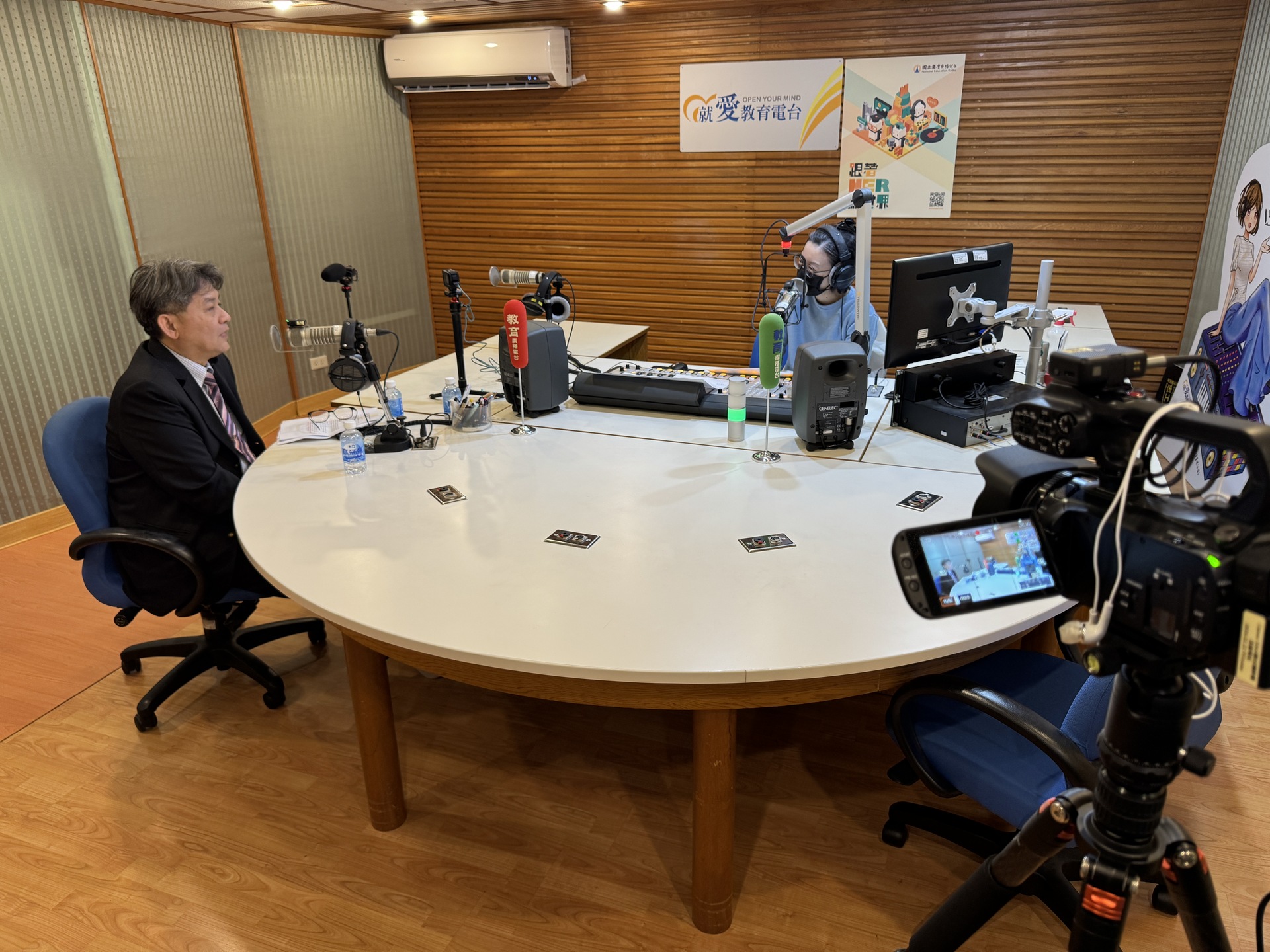 高大、教廣2025合作企劃《趨勢瞭望台》專訪理學院院長胡裕民003圖片