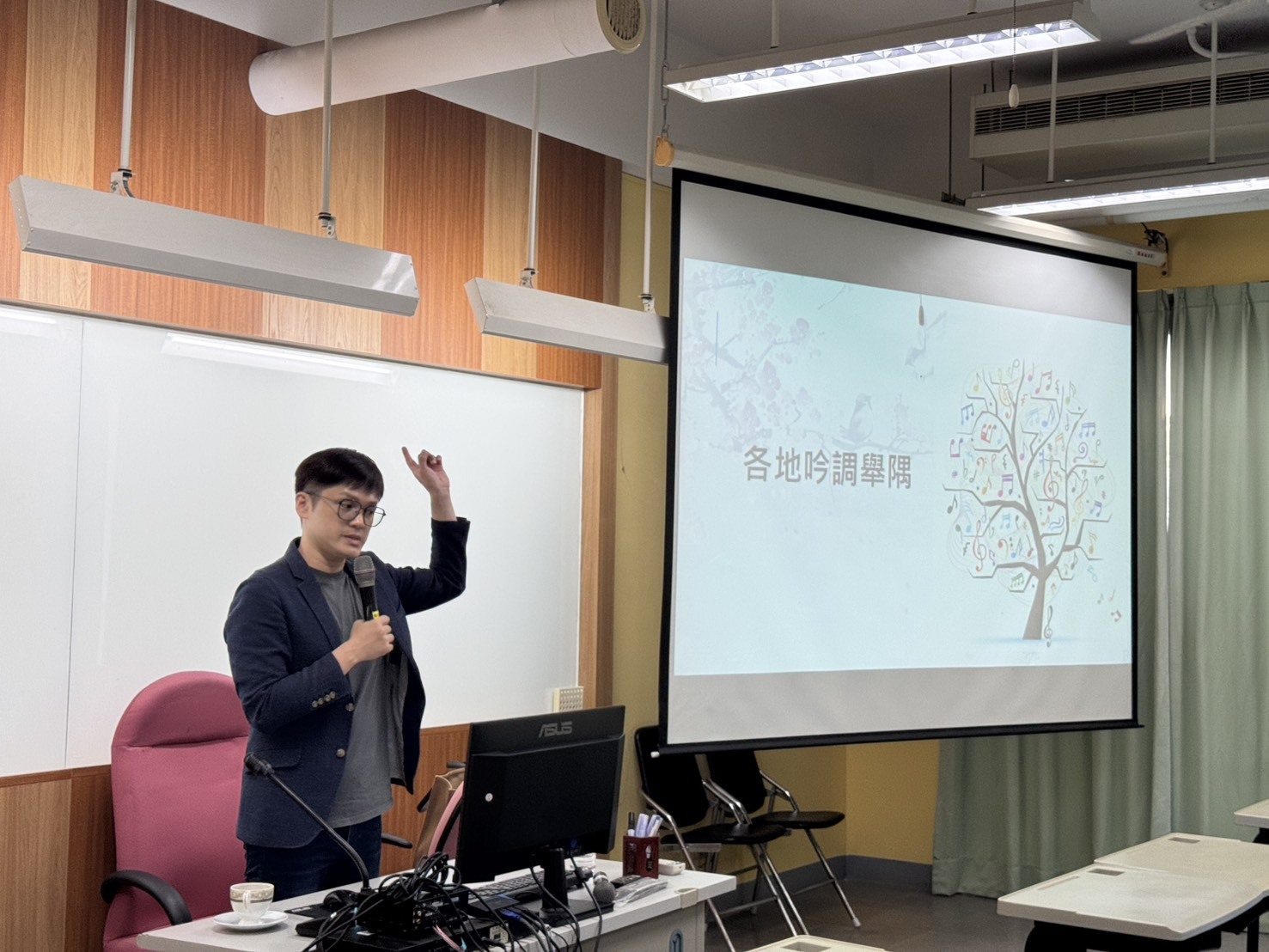 東語系副教授裴光雄,邀請嘉義大學中文系系主任林宏達專題演講002圖片
