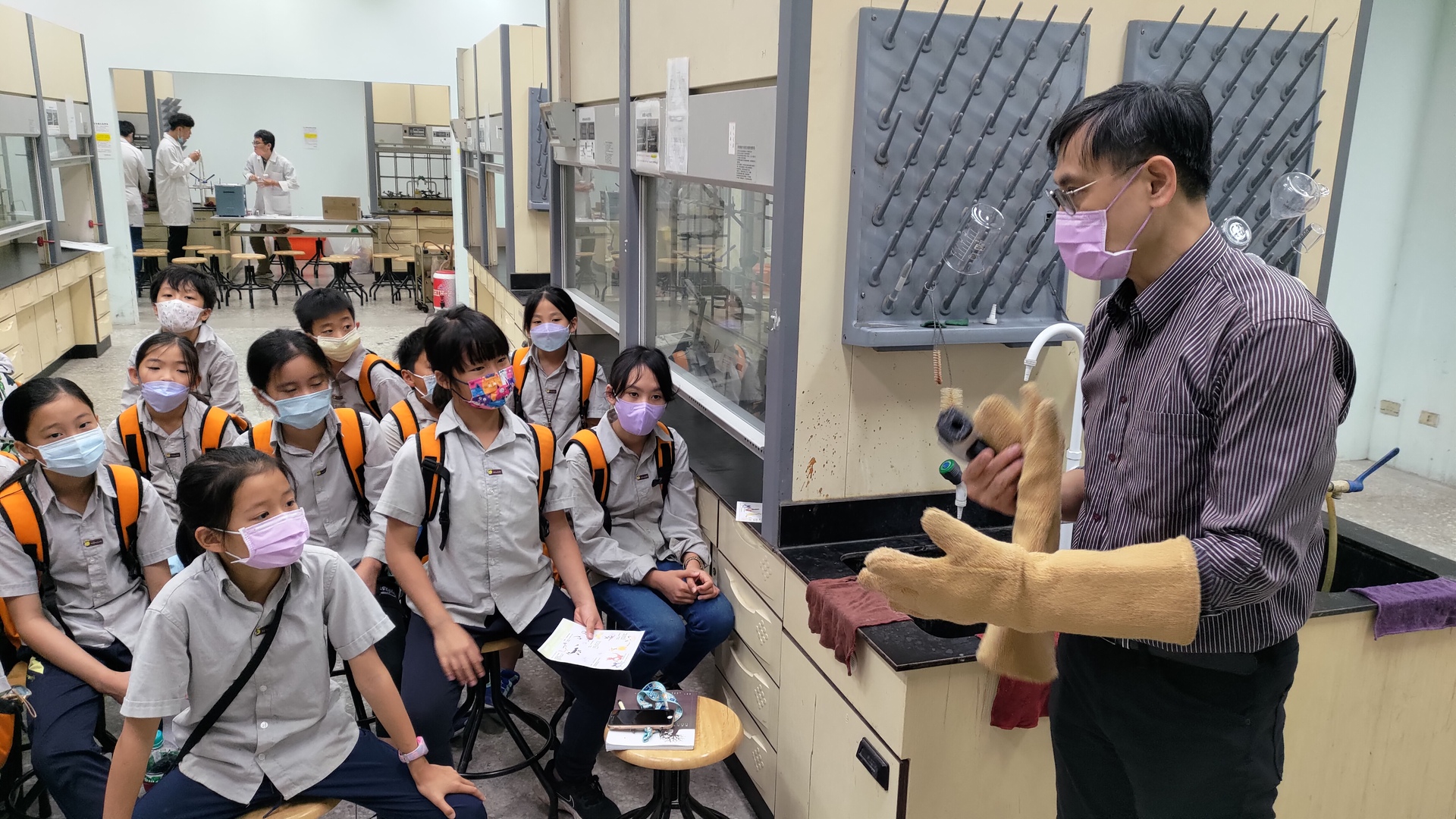 桃園諾瓦小學參訪高雄大學仿生中心06圖片