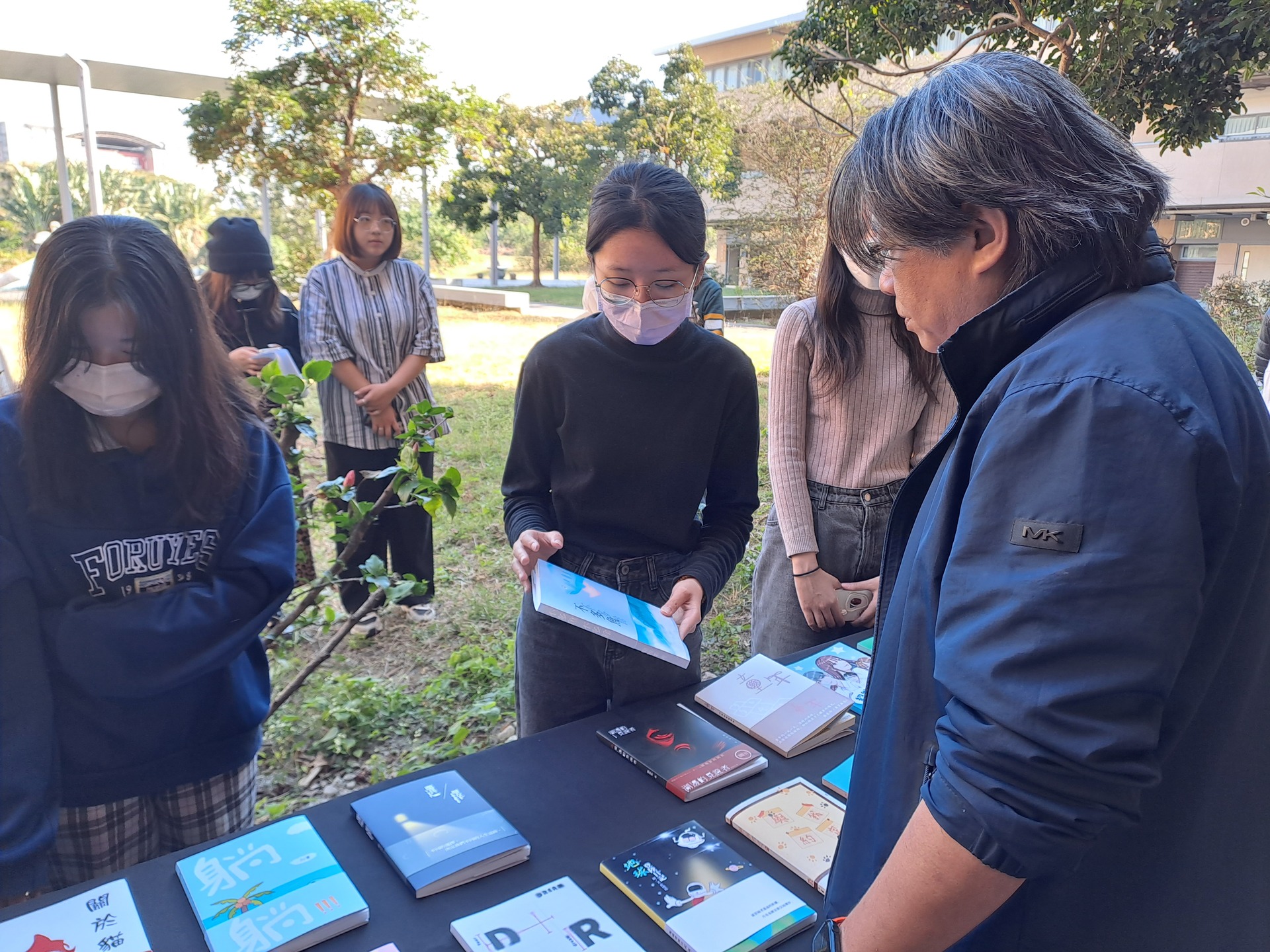 「創意視覺設計」 展出學生學習成果《給自己的一本書》005