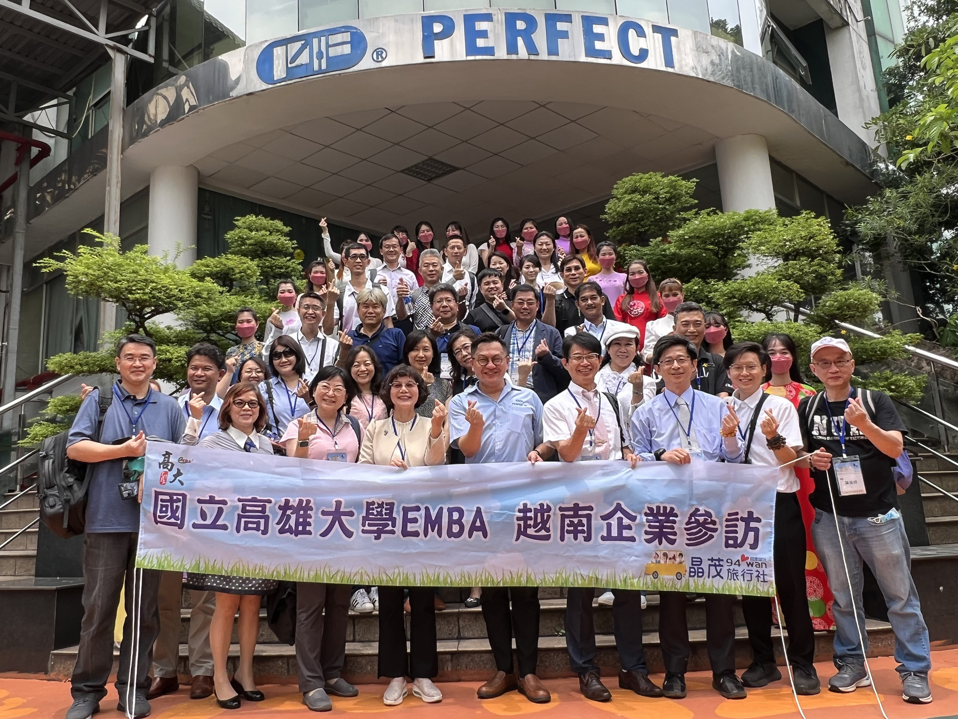 NUK EMBA members visited alumni enterprises in Vietnam 03