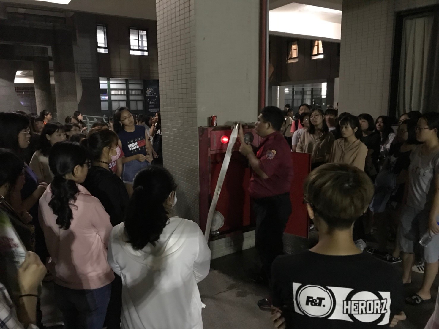 消防局教導消防帶之使用