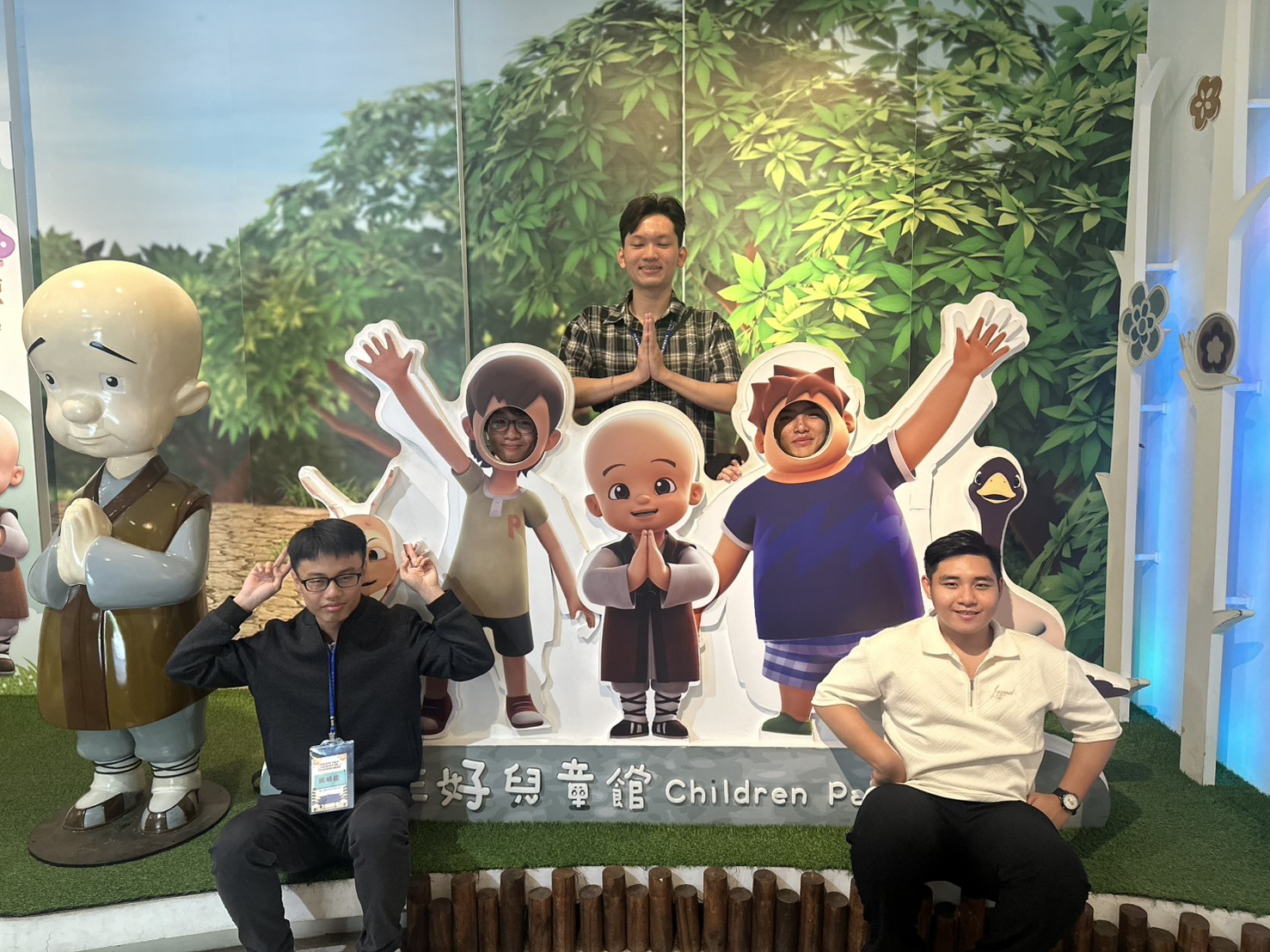 國際處帶領境外生走訪佛陀紀念館008