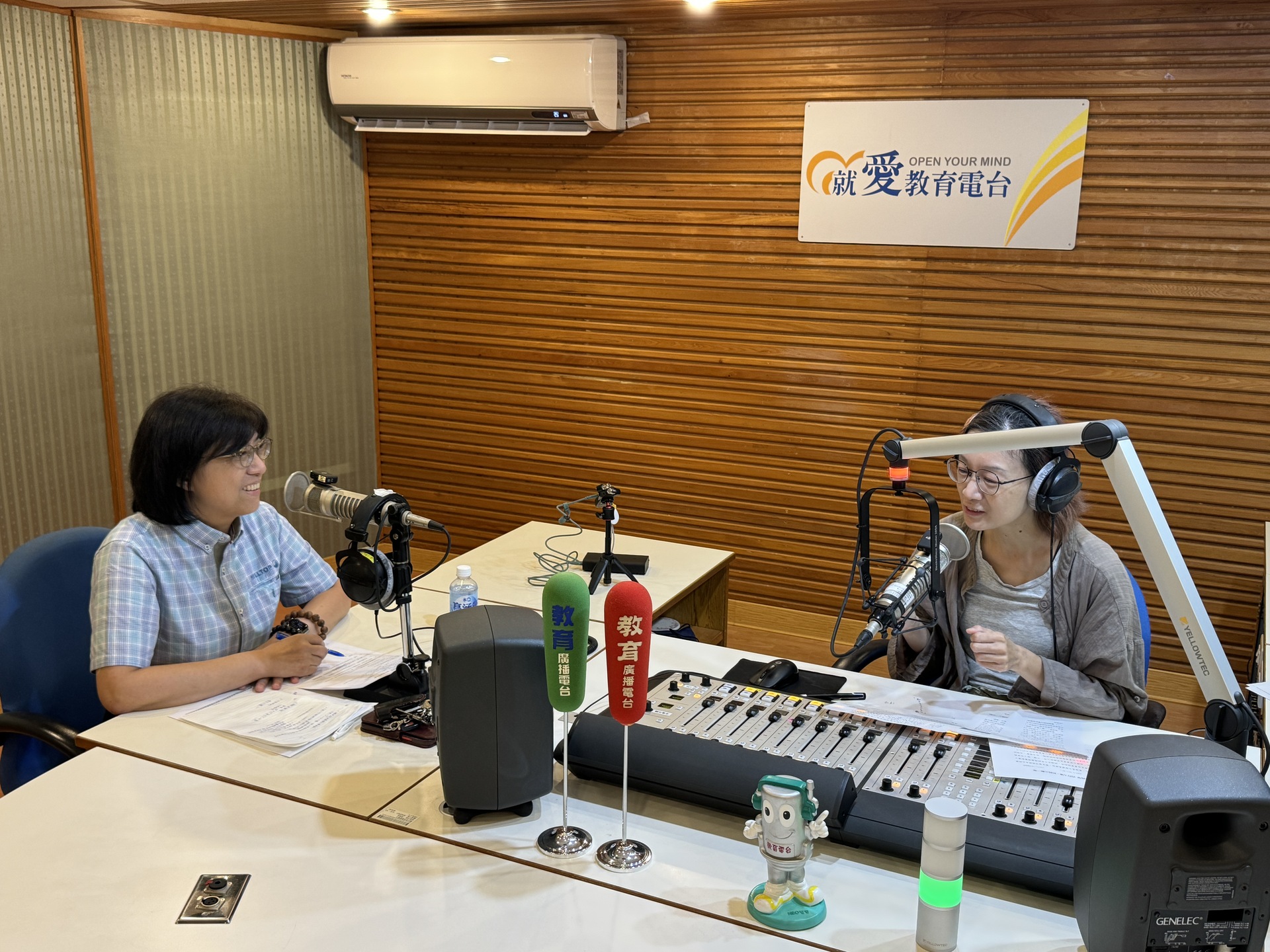 高雄大學應用化學系教授兼學術副校長莊琇惠接受教育廣播電台專訪004圖片