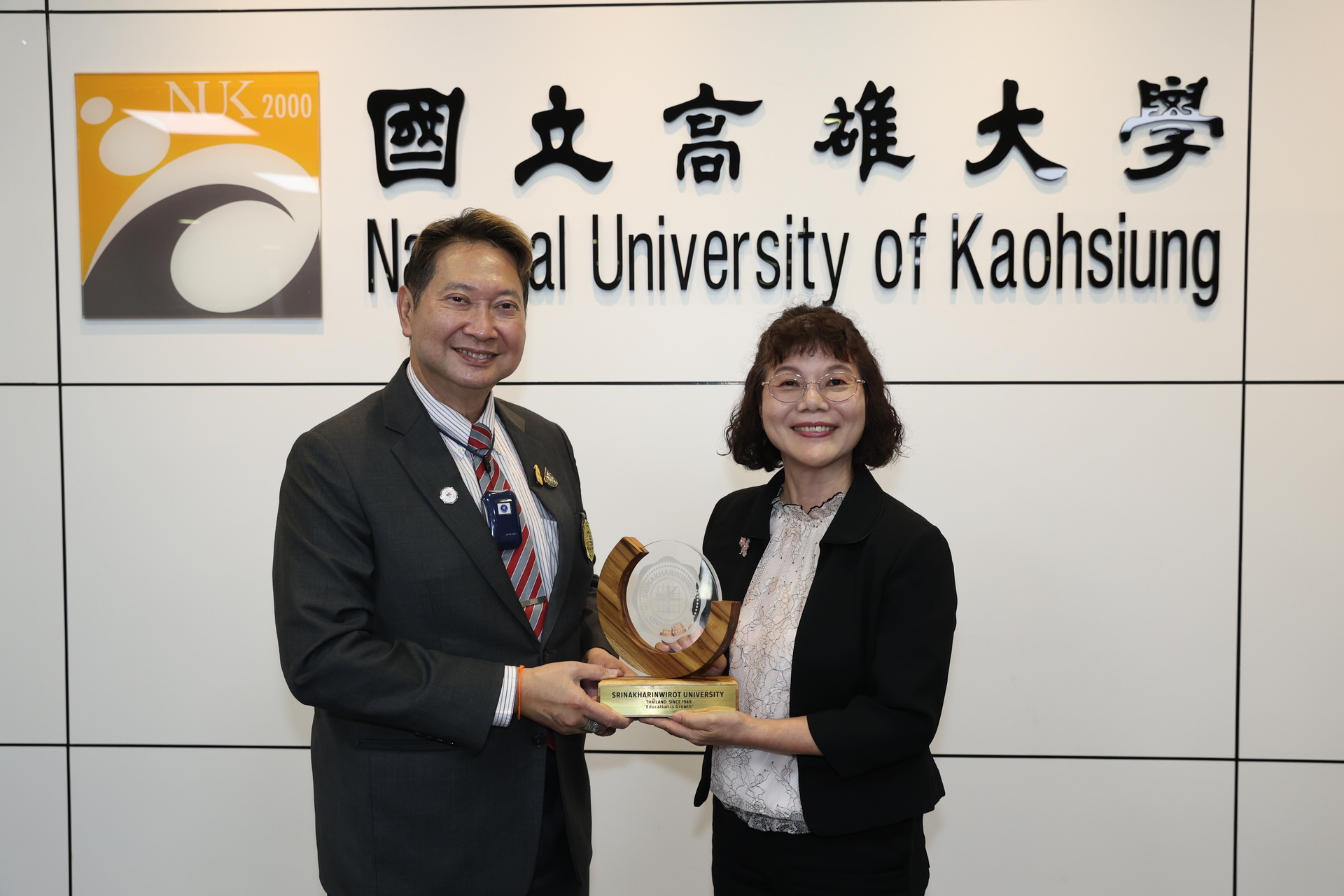 Srinakharinwirot University(SWU) visited National University of Kaohsiung. 001