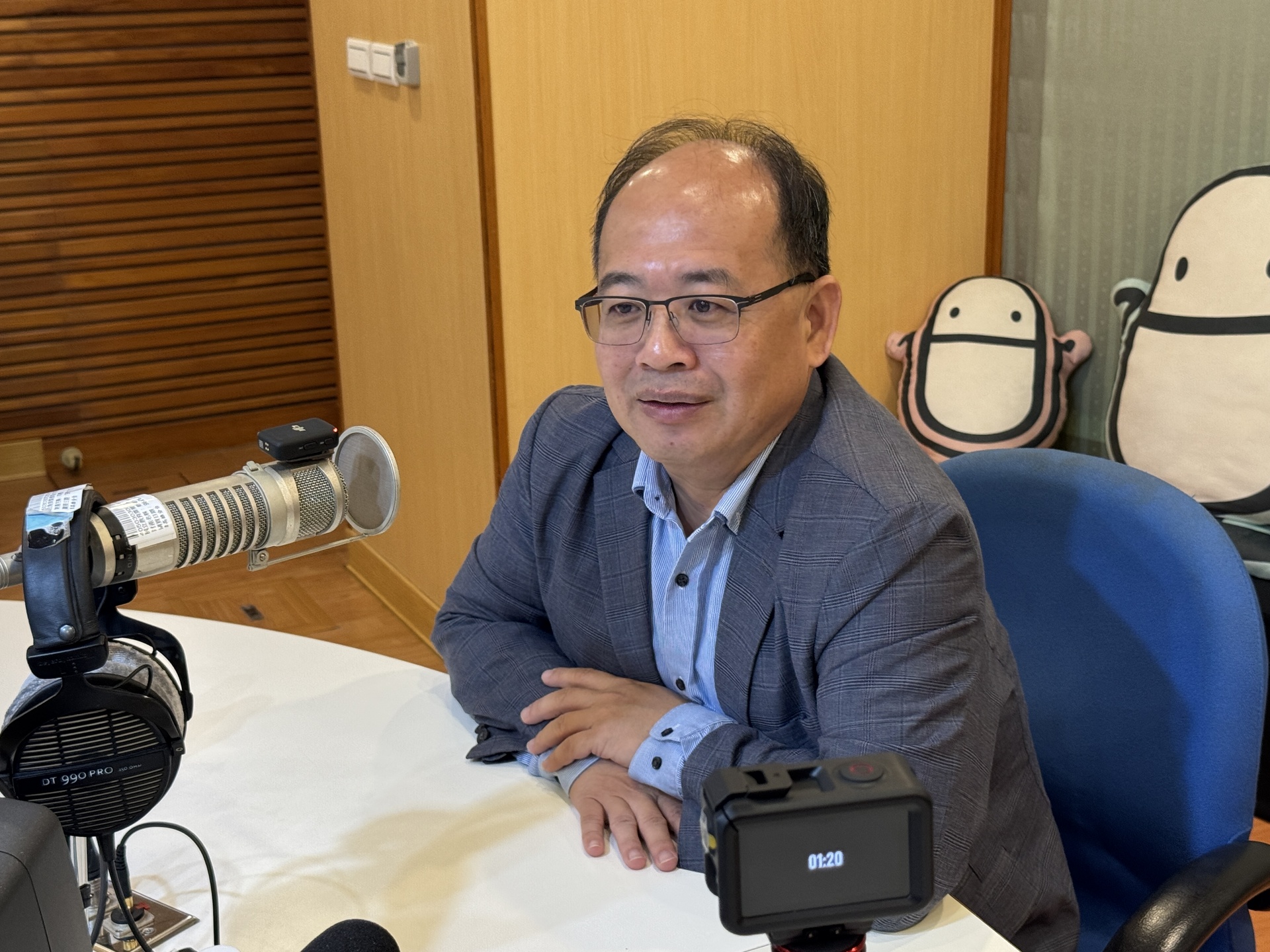 高雄大學、教育廣播電台高雄分台2025合作新單元《趨勢瞭望台》，本集邀請電機系教授兼研發長吳松茂上節目受訪005圖片