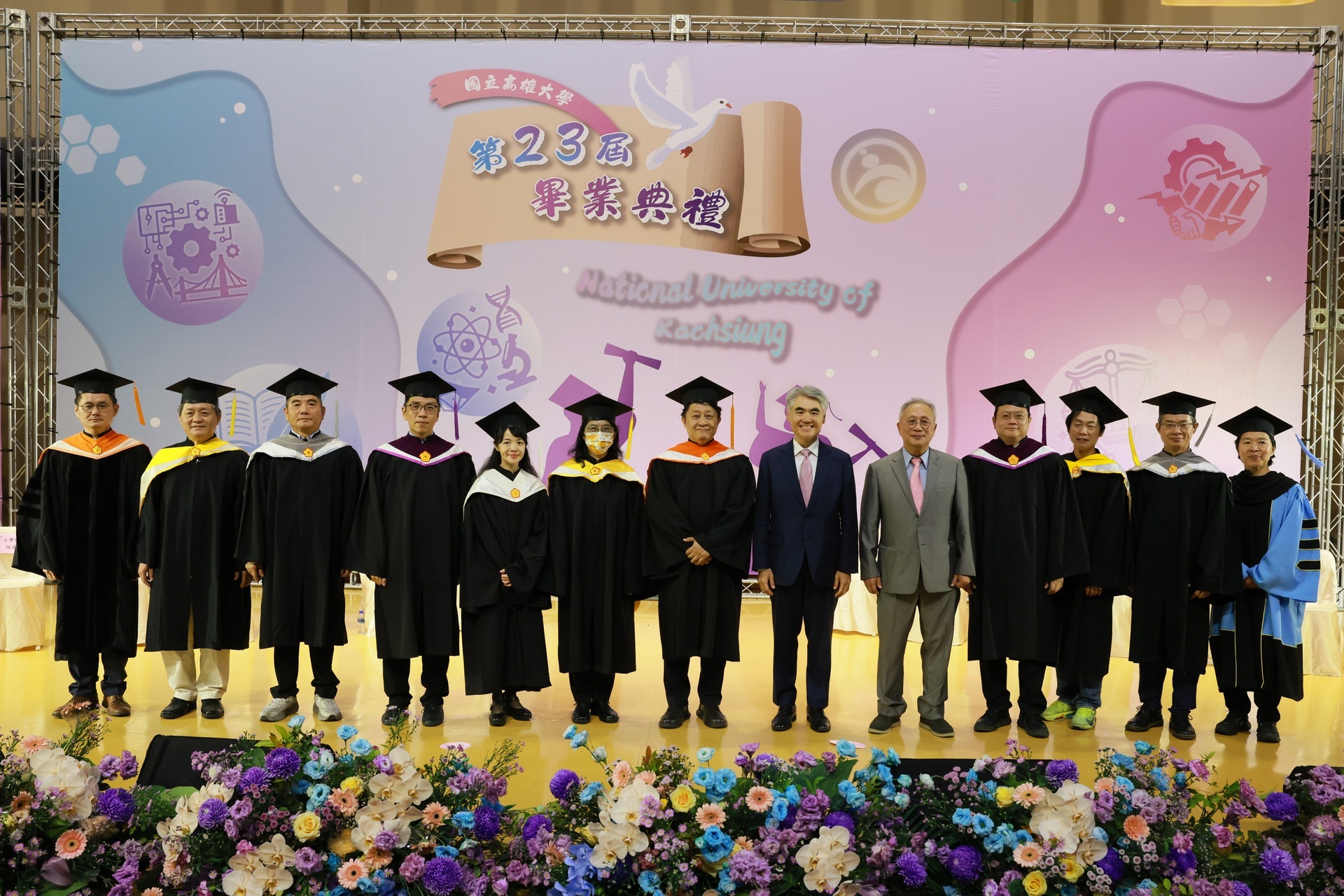 NUK Holds 23rd Commencement: President Chen Chi-jen Urges Graduates to Embrace Change, Take Responsibility, and Create Impact 002