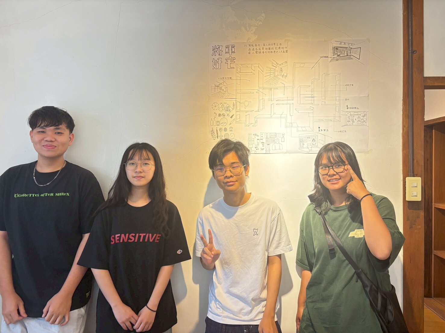 國立高雄大學建築學系助理教授蔡寧帶領學生走入左營海軍眷村，透過空間觀察與圖像轉譯，探索地方記憶與歷史紋理002