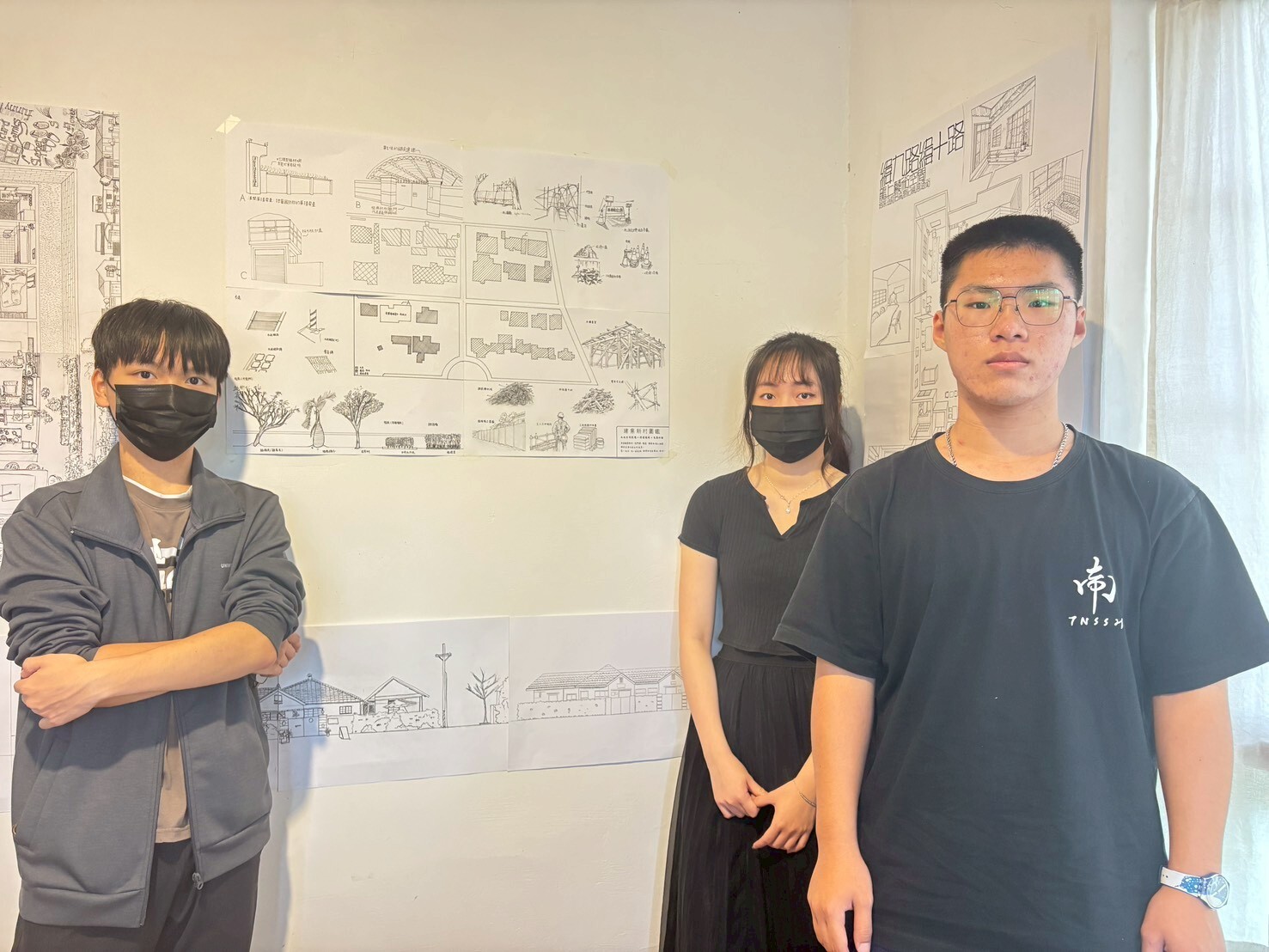 國立高雄大學建築學系助理教授蔡寧帶領學生走入左營海軍眷村，透過空間觀察與圖像轉譯，探索地方記憶與歷史紋理004