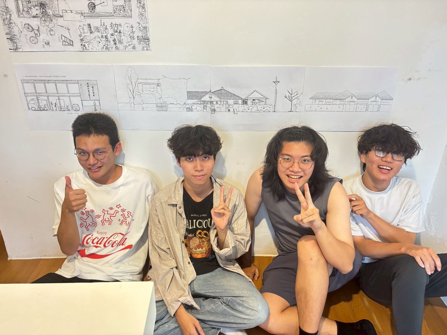 國立高雄大學建築學系助理教授蔡寧帶領學生走入左營海軍眷村，透過空間觀察與圖像轉譯，探索地方記憶與歷史紋理005