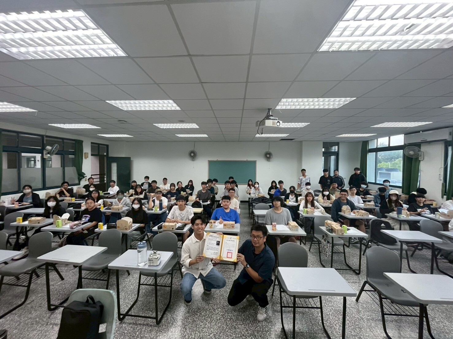 通識中心《淨零永續新解方》專題講座 邀林暐哲分享創新碳移除技術002