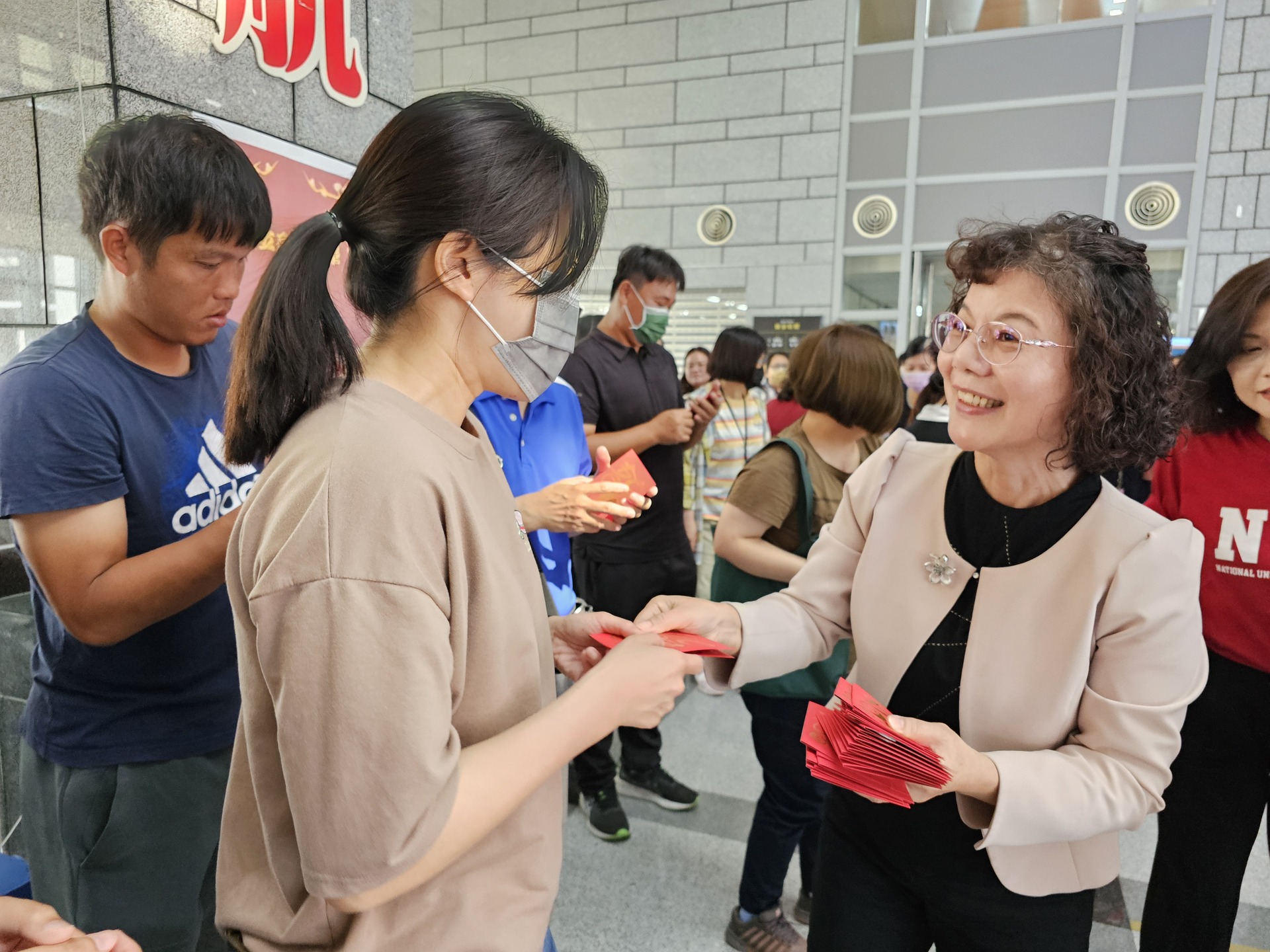 高雄大學龍年新春團拜007