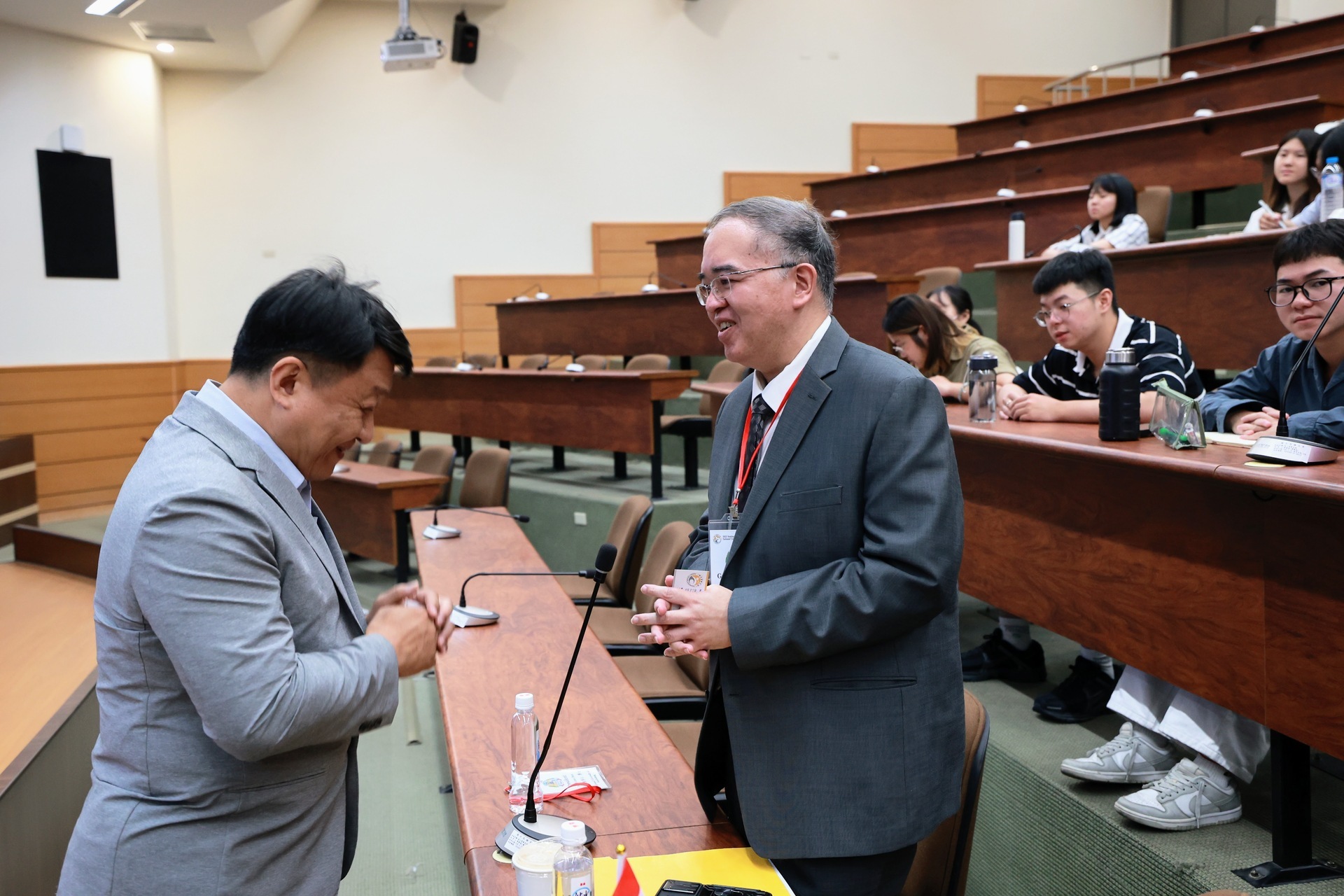 NUK Hosts Thai Affairs Lecture: Deputy Representative Sunh Arunrugstichai Shares Latest Political, Economic, and Cultural Insights 003Image