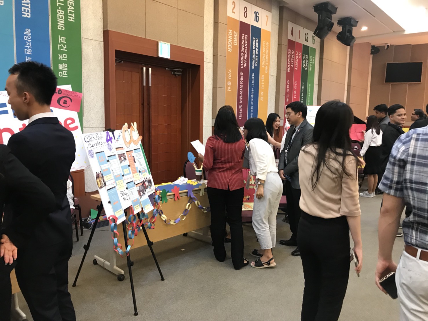 「APYE」簡報現場