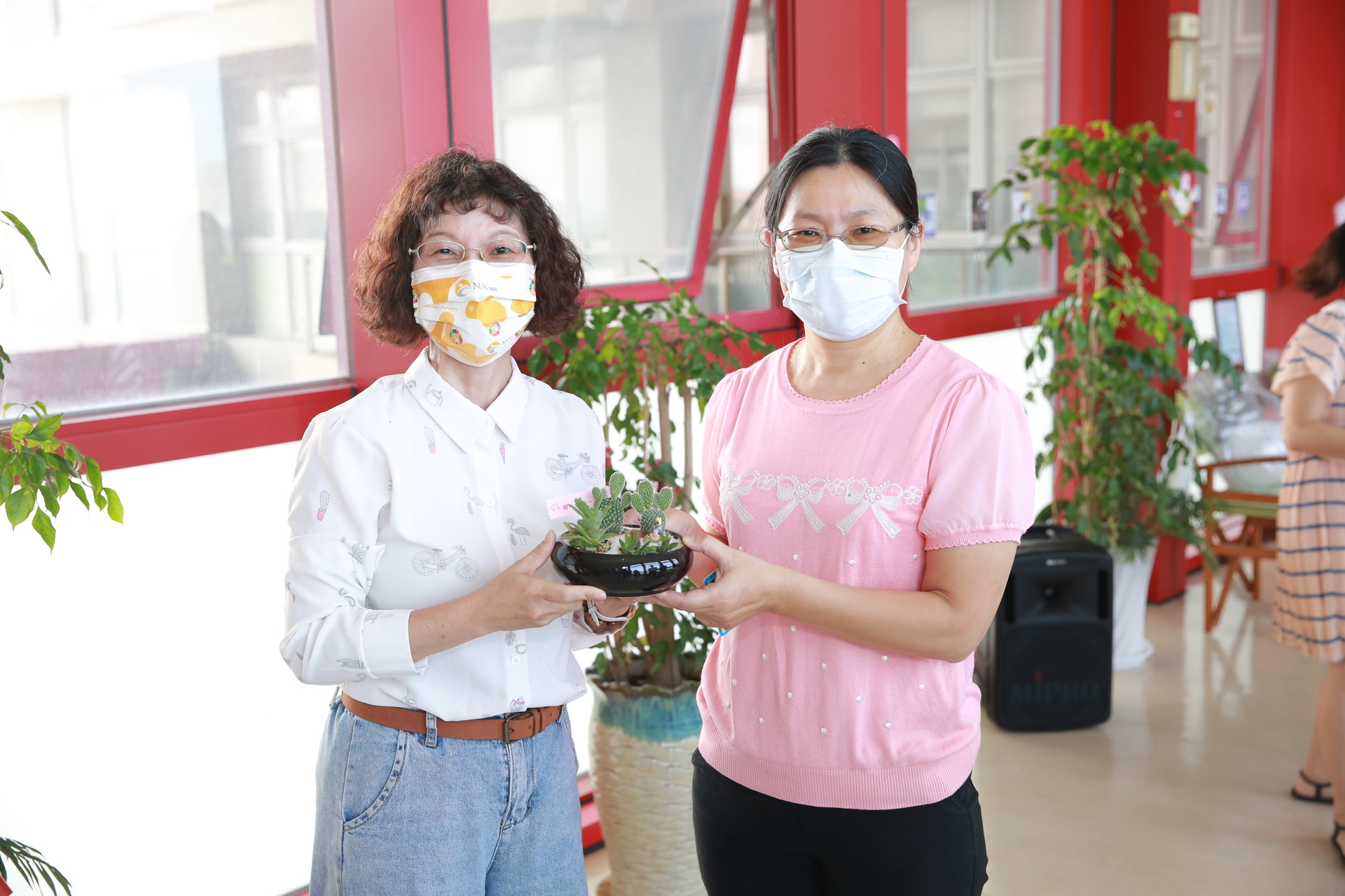 校長的盆栽由教發中心明珠認養