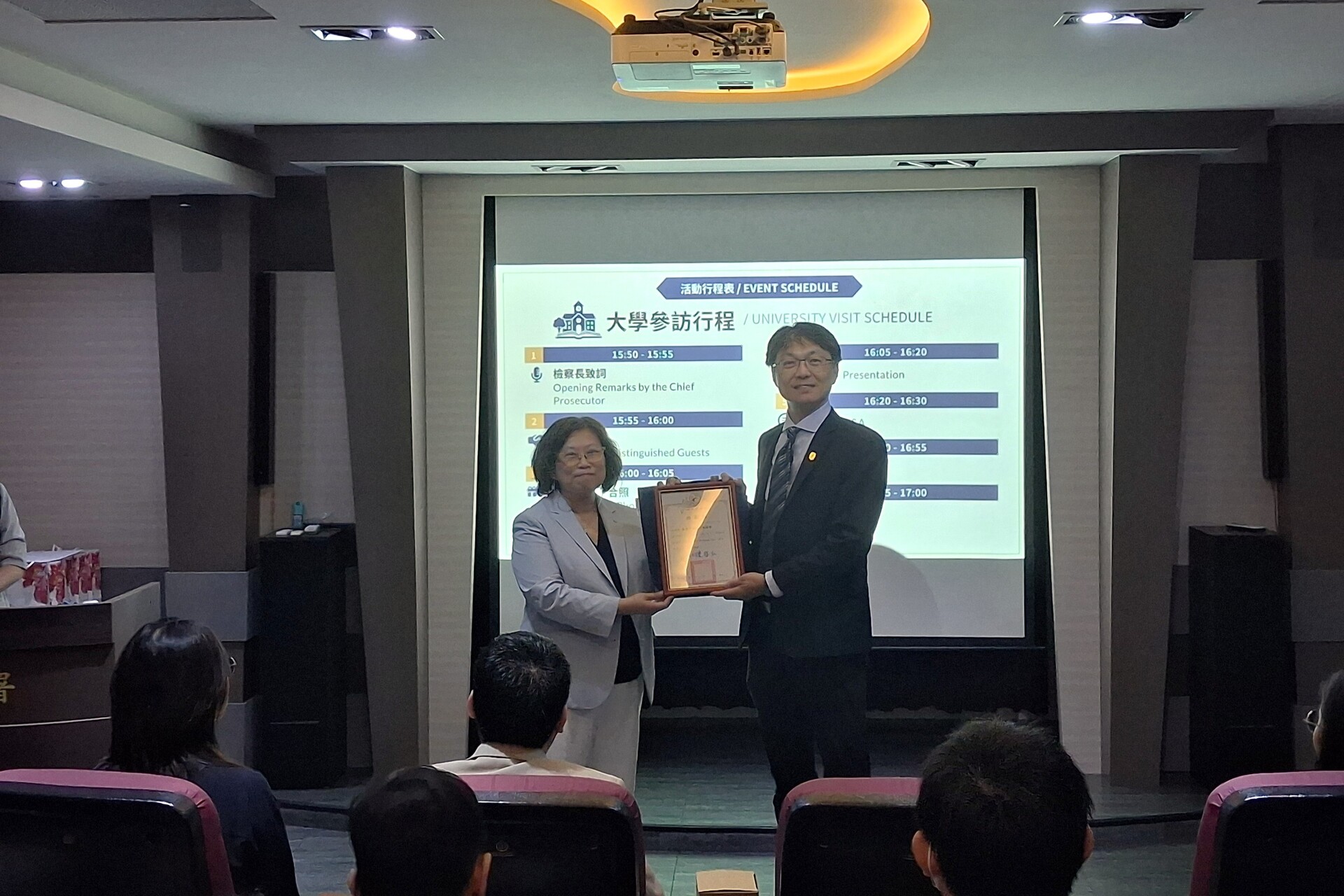 國立高雄大學攜手姊妹校越南胡志明市法律大學舉辦「115年度國際法律領導人才培訓營」007
