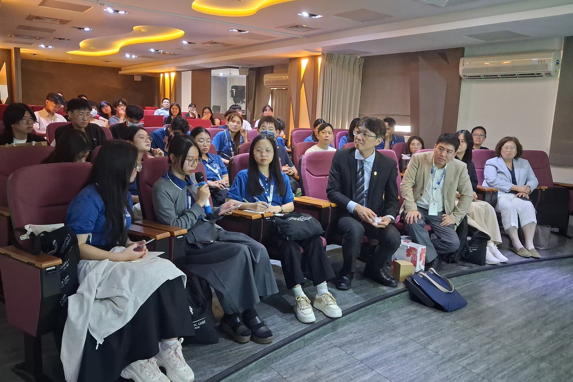 國立高雄大學攜手姊妹校越南胡志明市法律大學舉辦「115年度國際法律領導人才培訓營」008