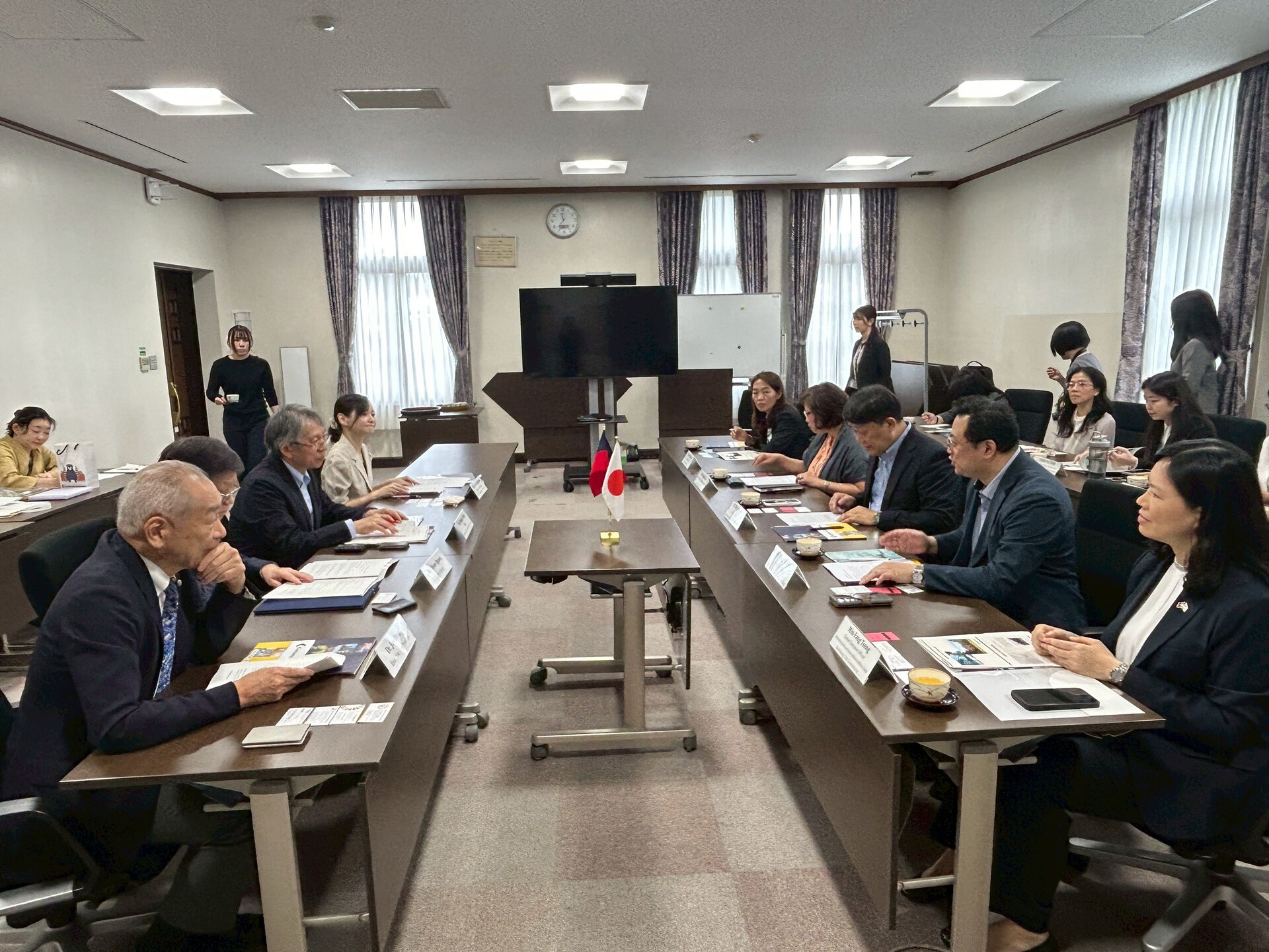 高雄大學攜手高雄市政府赴日熊本大學、當地政府交流015