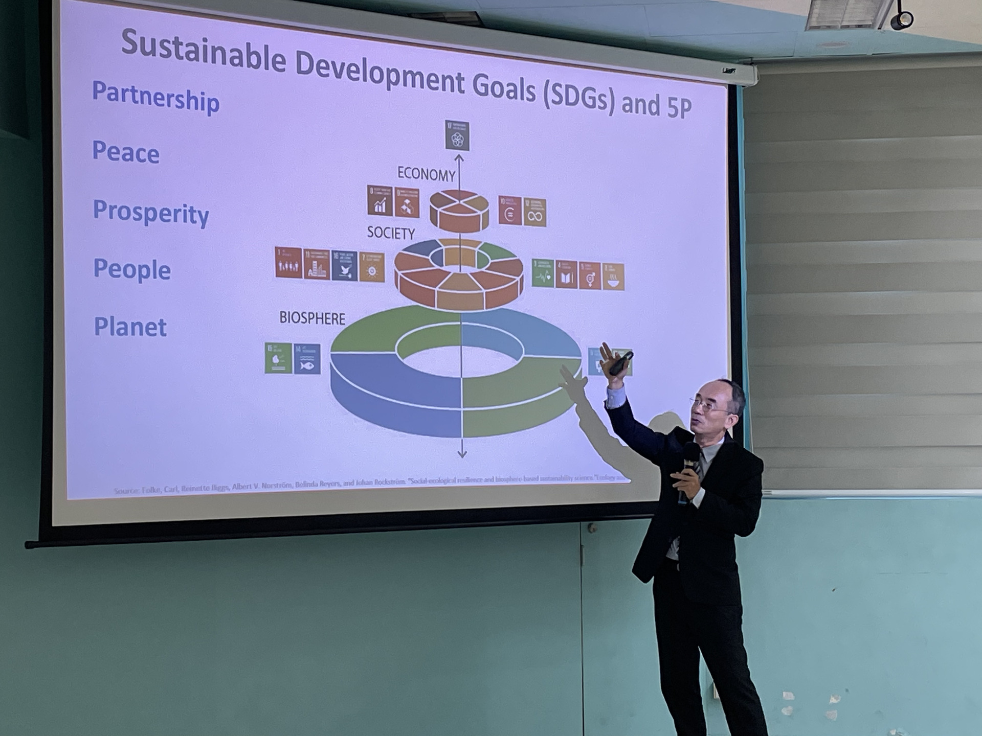 教發中心專題講座 台北大學資管所副教授戴敏育 談「生成式AI在永續發展的應用」010圖片