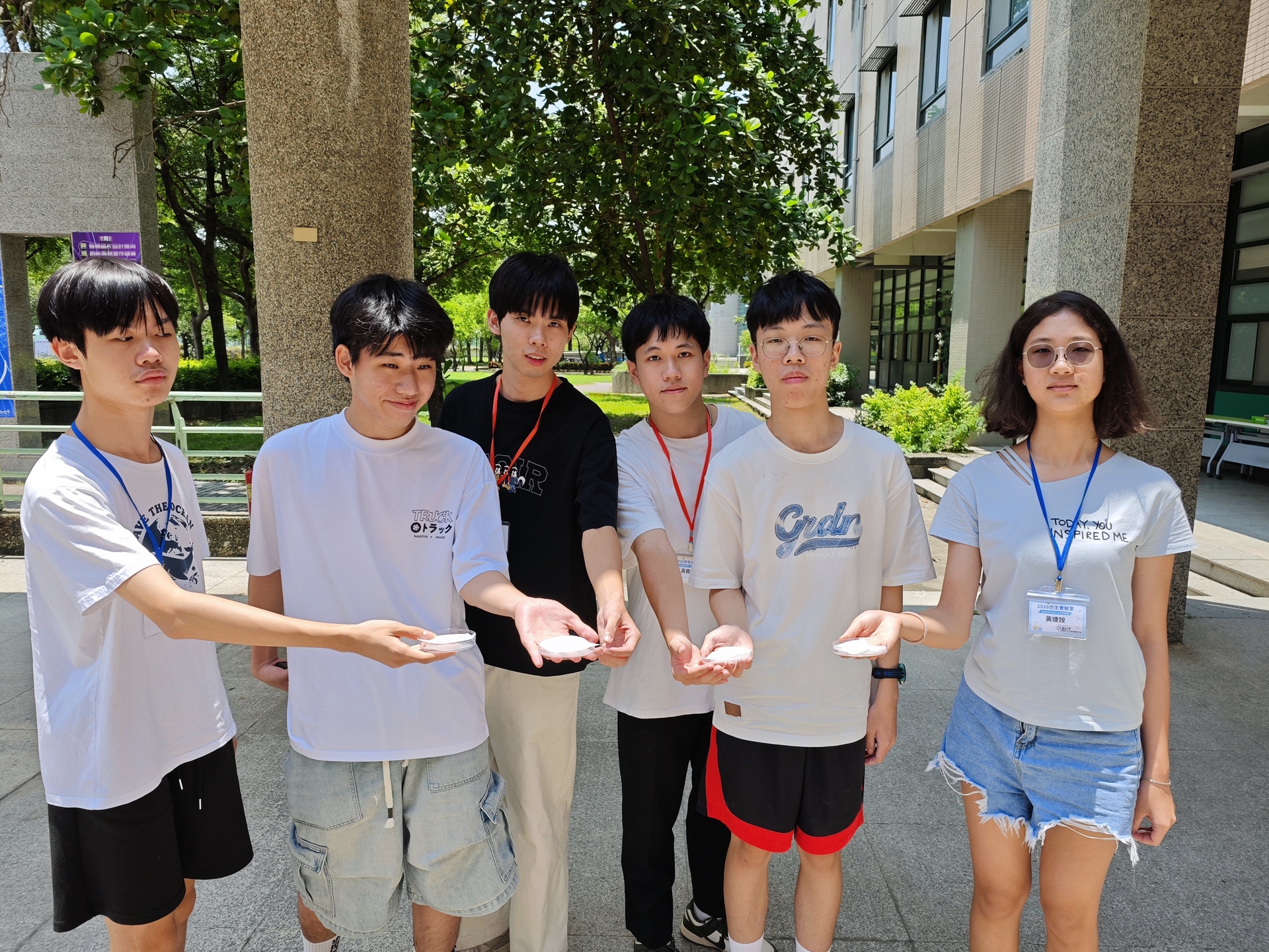 高雄大學仿生實驗營 帶高中生探索綠色科技008