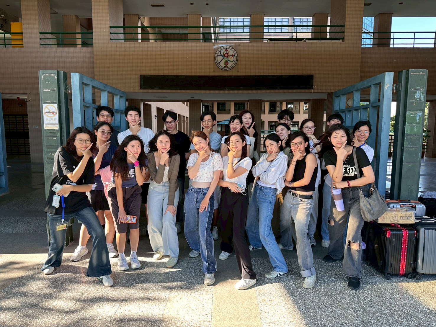 高雄大學科普團隊深耕原鄉6年 攜手學生志工走進桃源國小004