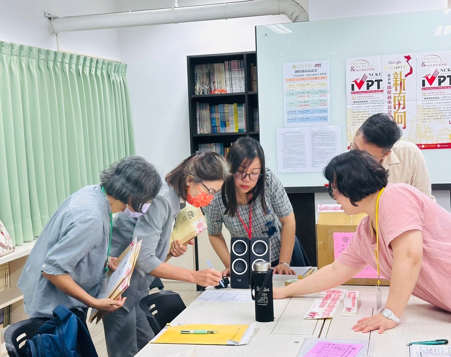 國立高雄大學越南研究中心與國立成功大學越南研究中心於113年5月4日攜手合辦 2024年春季iVPT國際越南語認證 012圖片