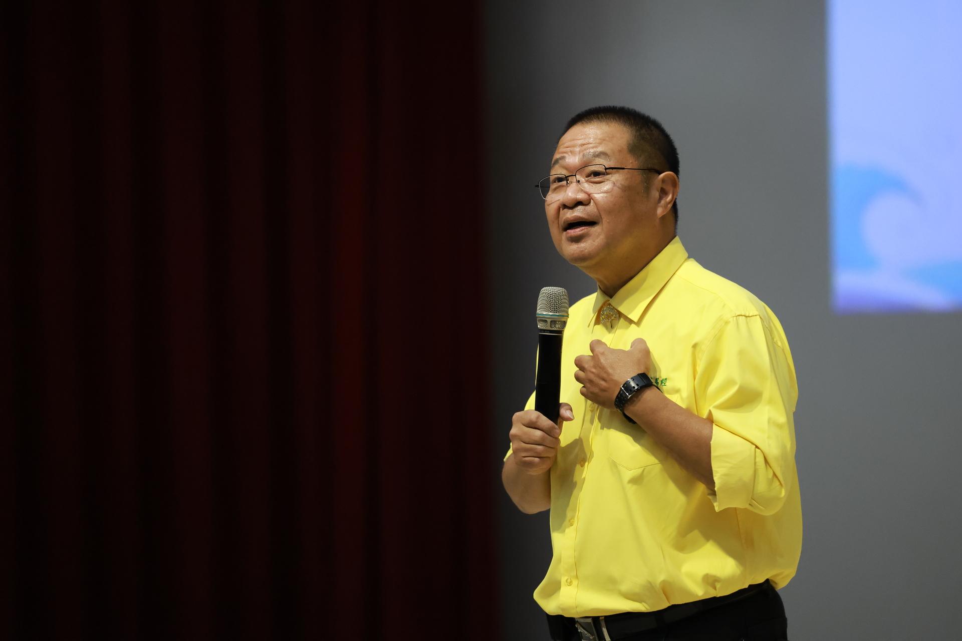 高雄大學《卓越講座》邀《易經》專家洪増宏專題演講001圖片