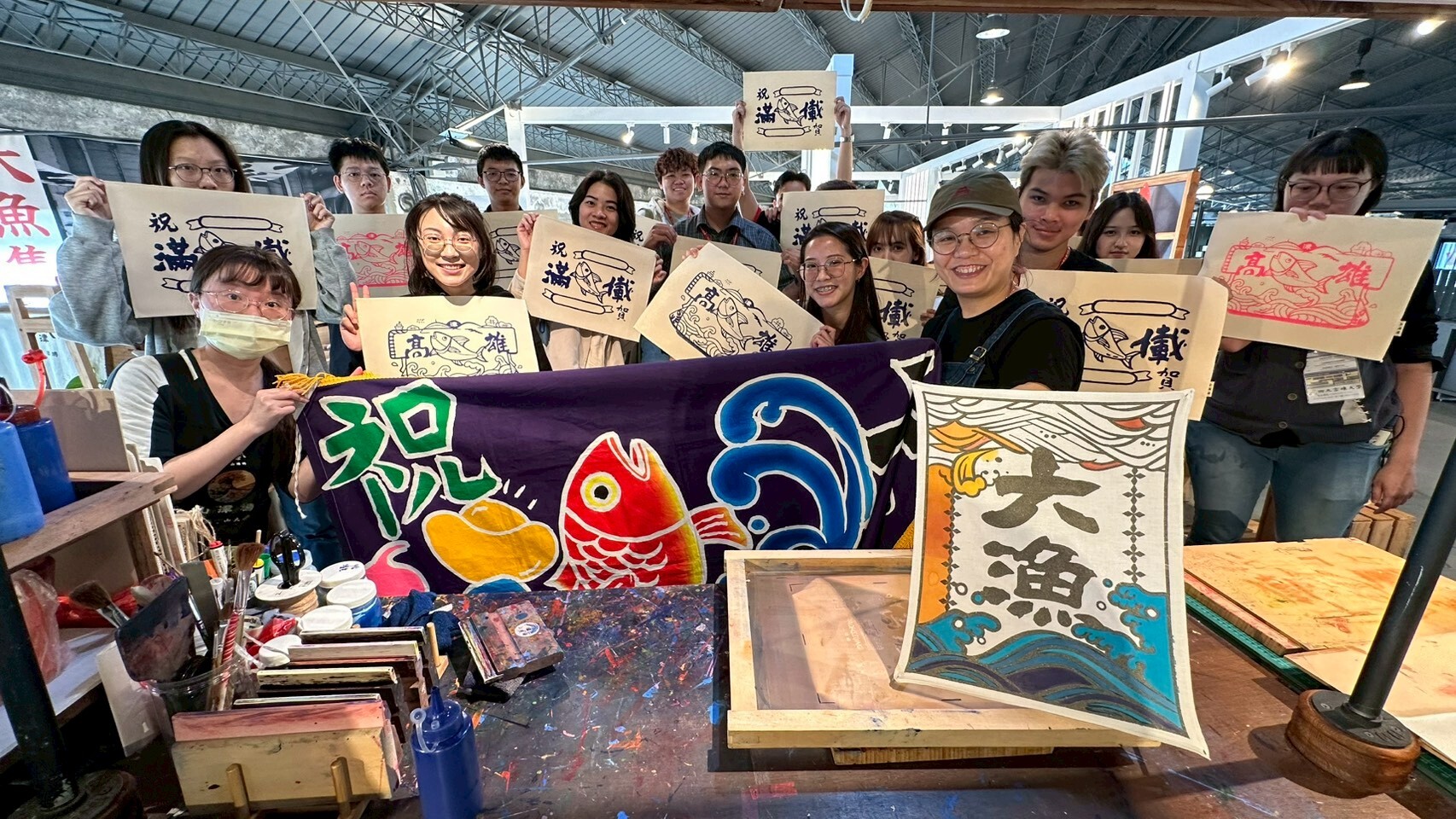 國際處舉辦境外生企業參訪高雄港活動005圖片