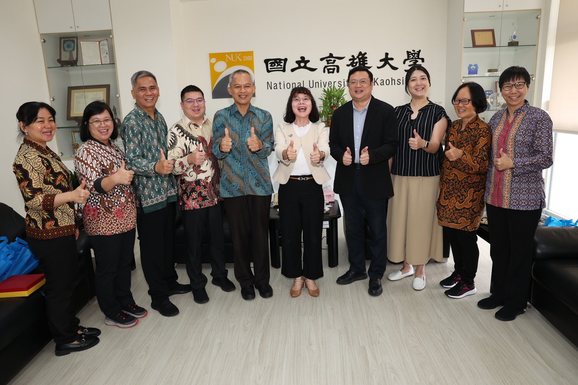 Universitas Universal from Indonesia visited National University of Kaohsiung to discuss cooperation matters. 005Image