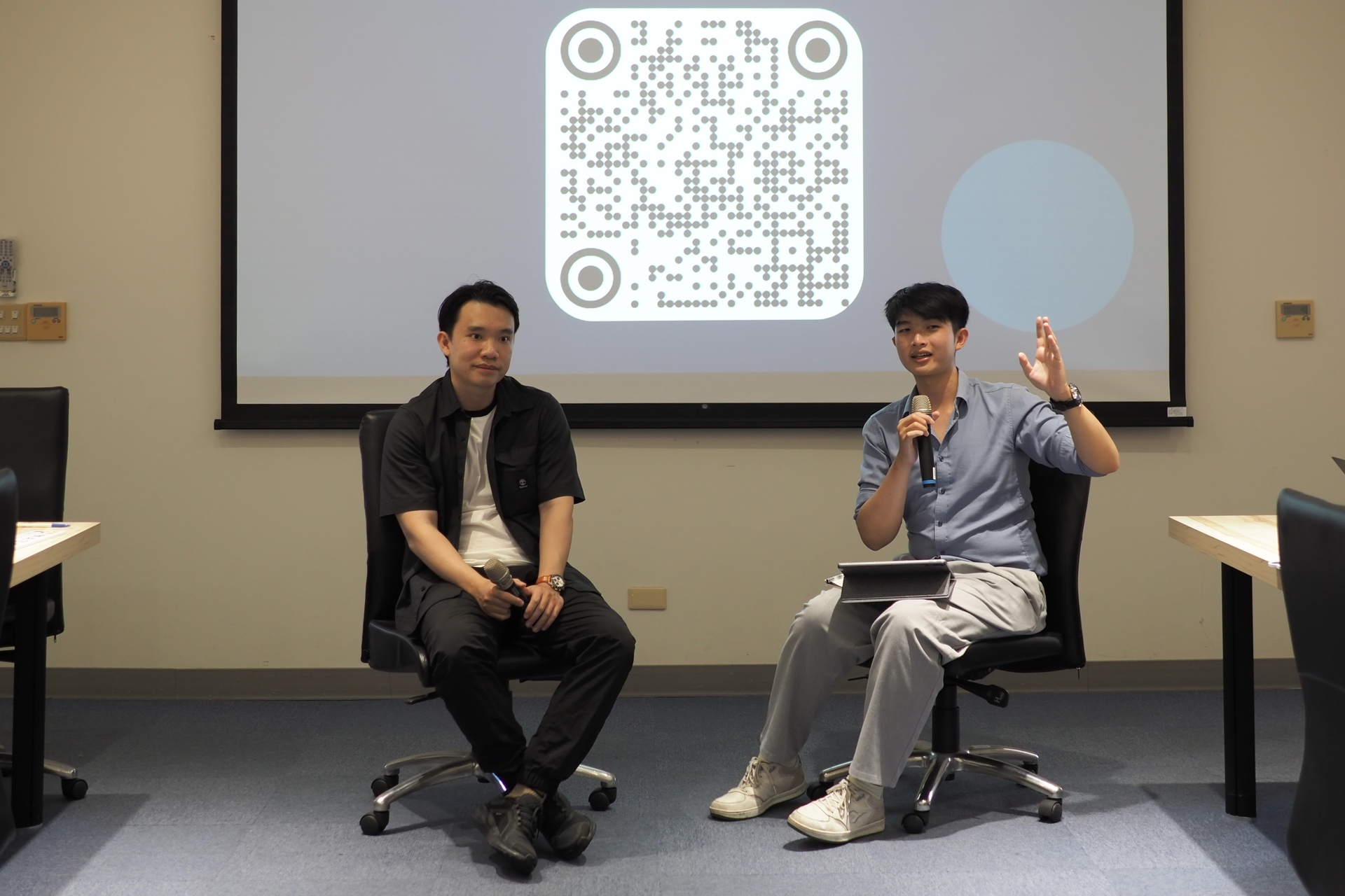 國際事務處舉辦「職涯探索」講座008