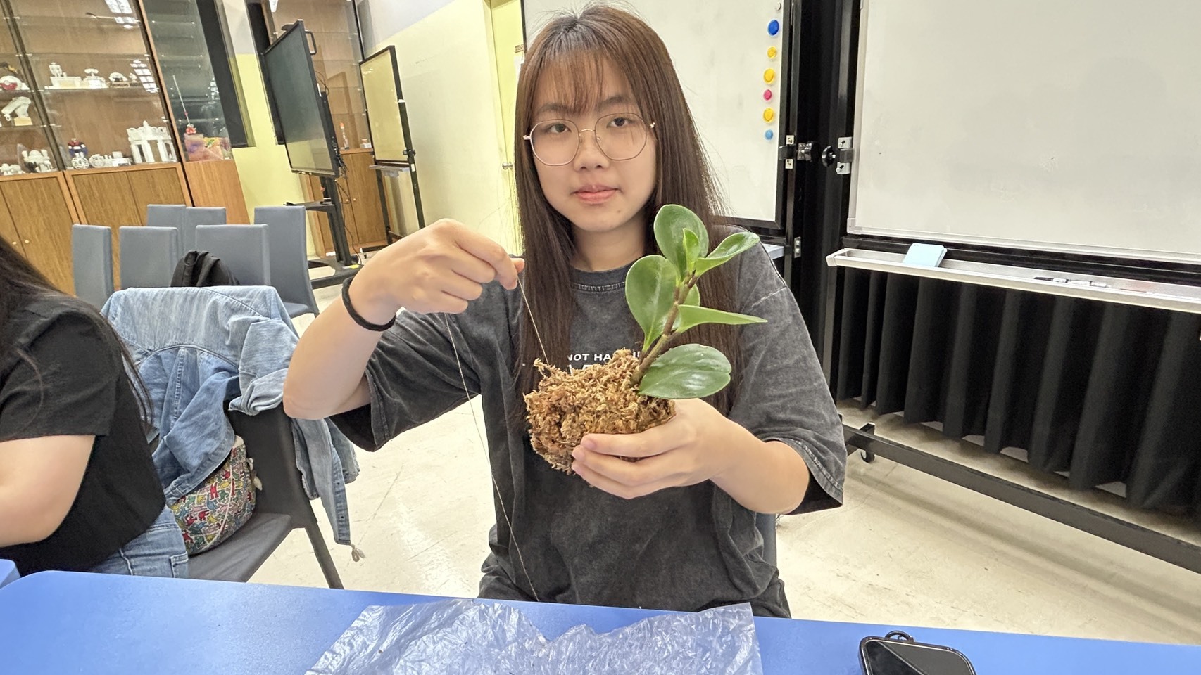 高雄大學攜手福智基金會舉辦母親節手作活動007