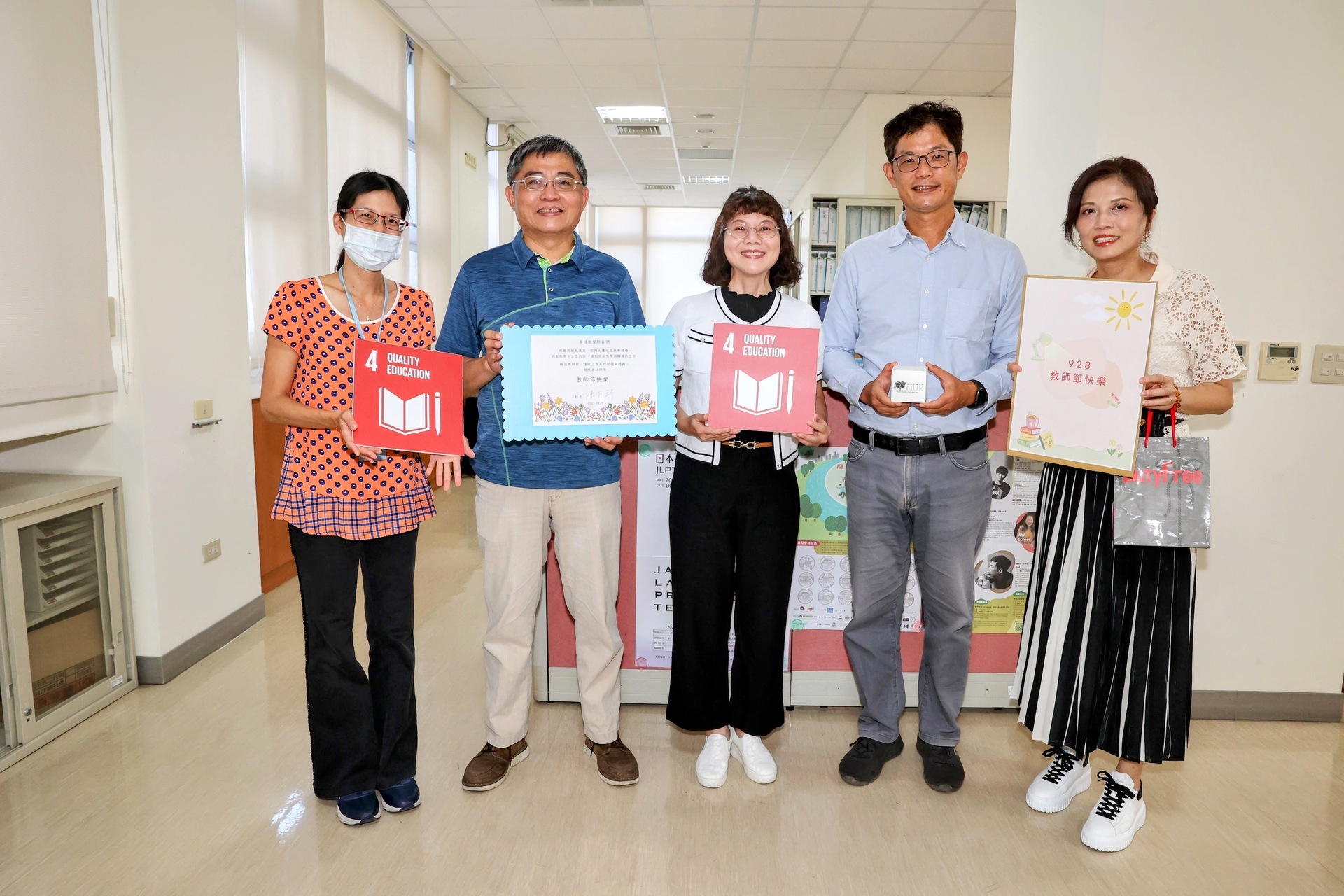 Principal Yueh-Tuan Chen of the NUK visited colleges and the General Education Center to express gratitude. 002