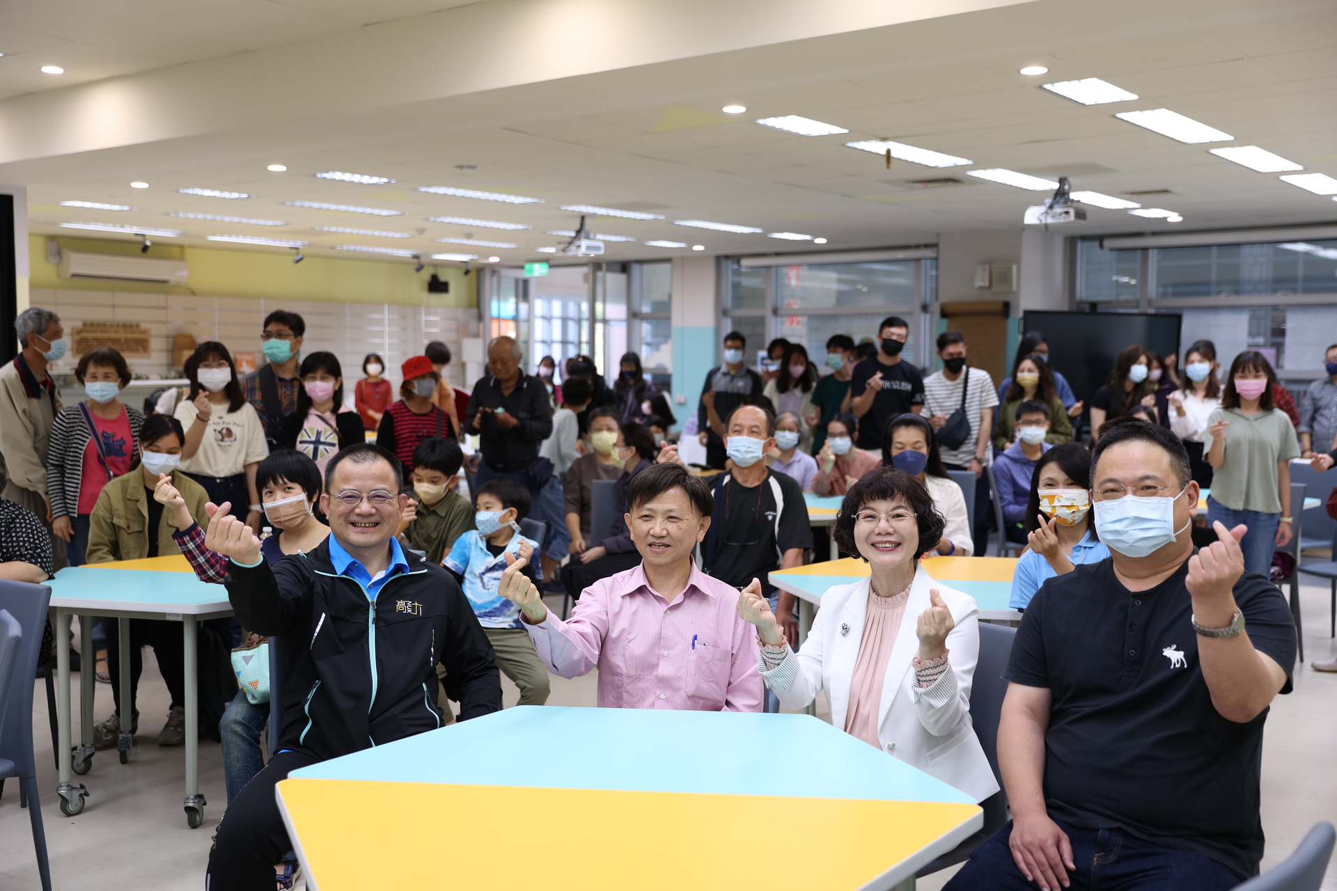 校慶系列活動「翰墨緣書法展」開幕01