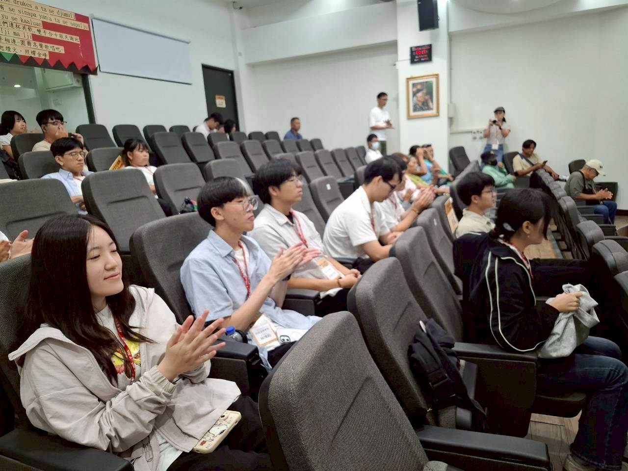 高雄大學攜手金峰鄉提升法治觀念 學生返鄉實踐專業服務006