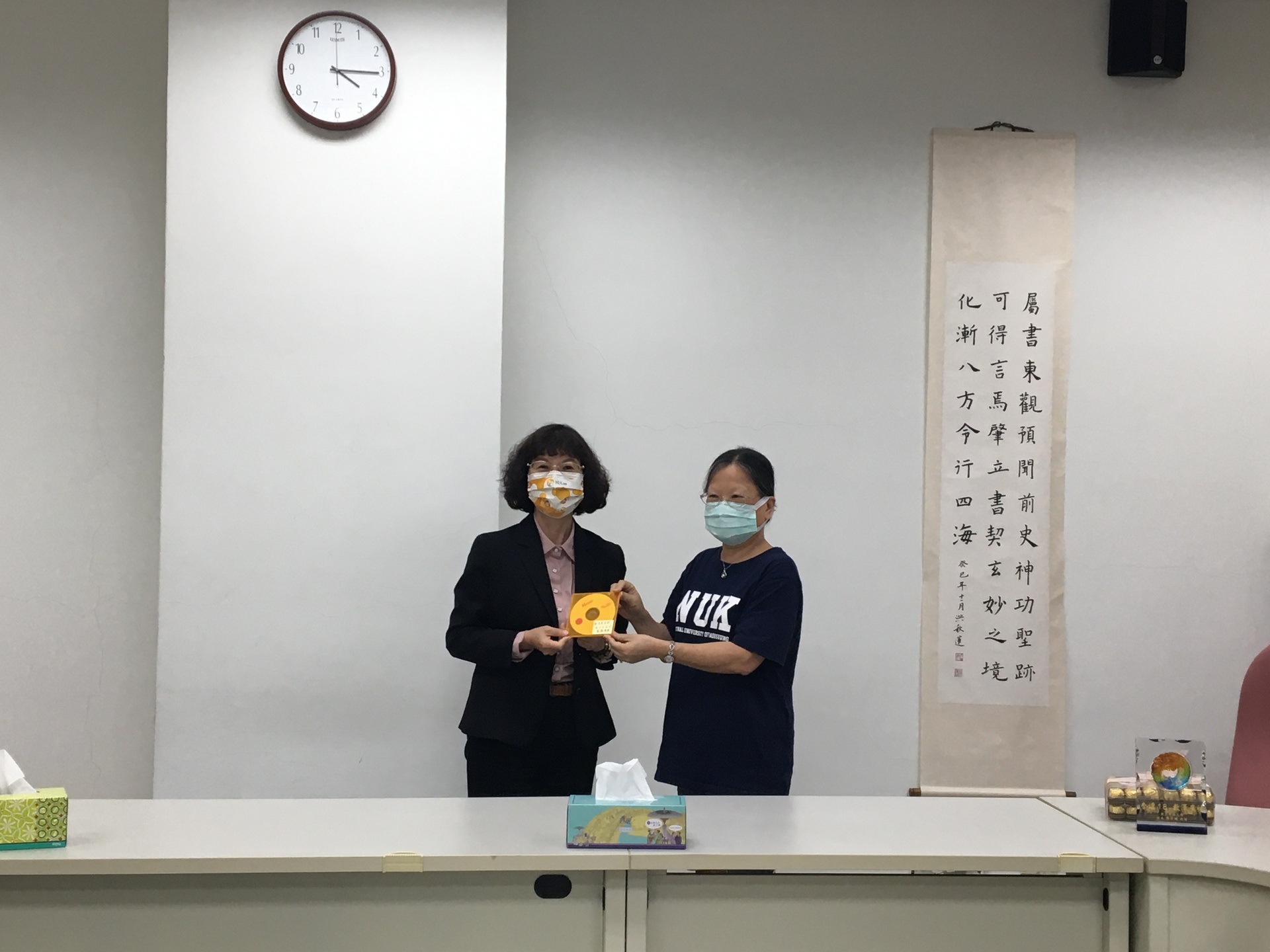 3.校長致贈高大點點滴滴回顧影片