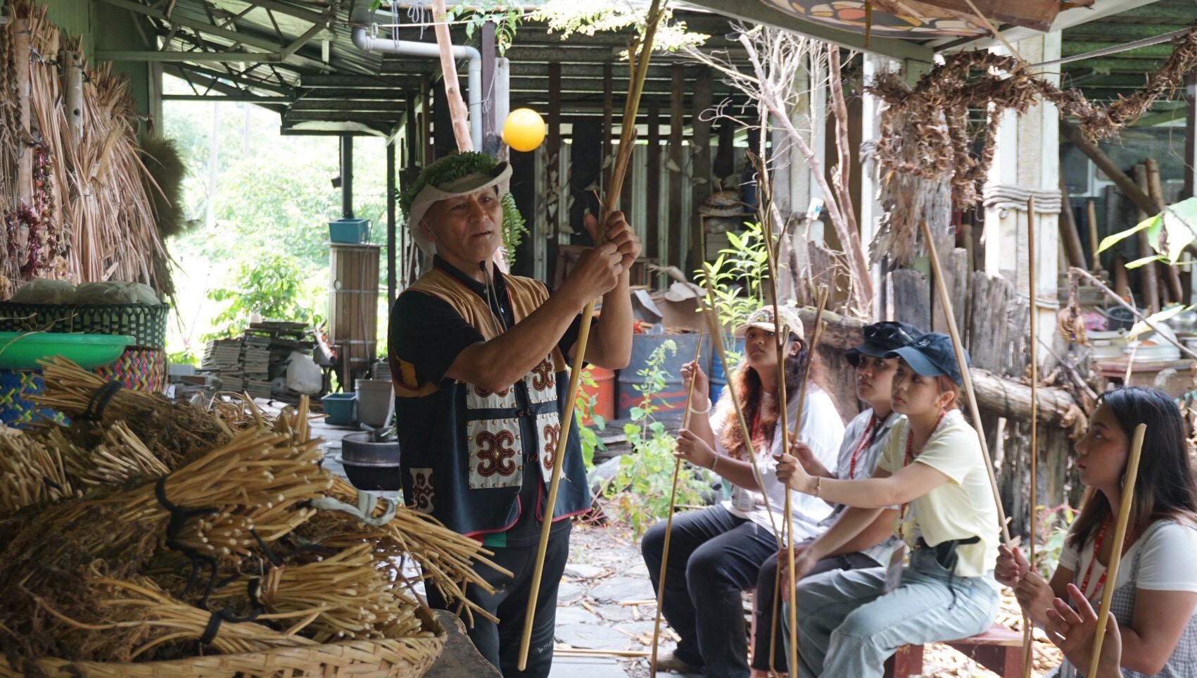 學務處原住民族學生資源中心舉辦「原鄉重返」活動，深入臺東縣金峰鄉003