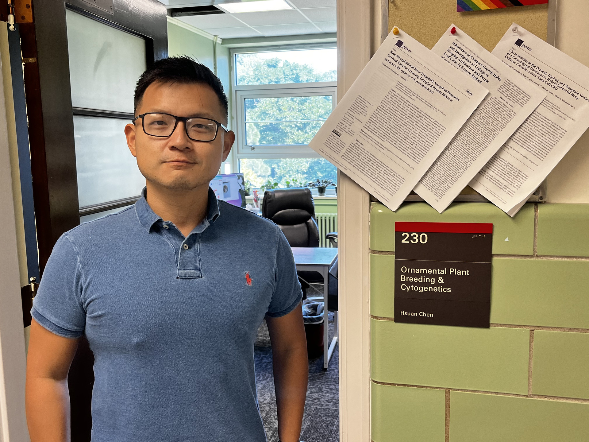 第5屆傑出校友、生命科學系96級陳玄,現為美國北卡羅萊納州立大學園藝系助理教授01。【陳玄提供】圖片