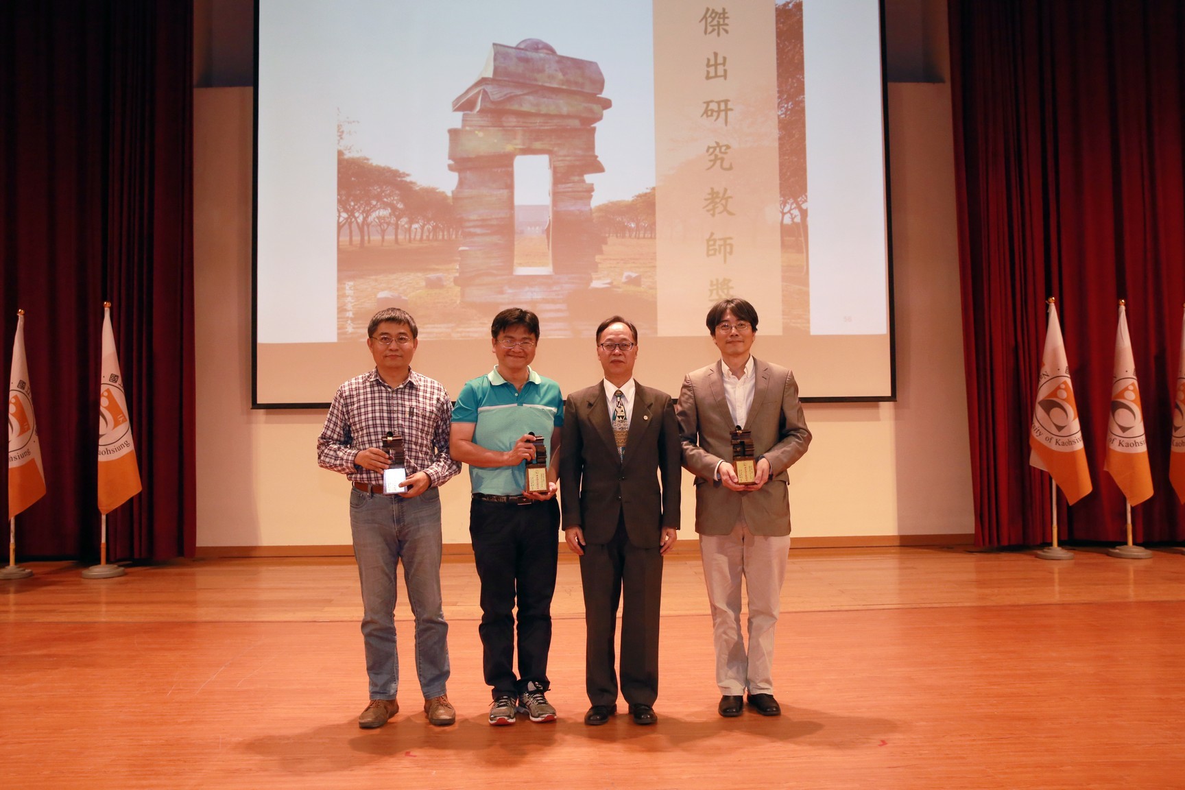 圖片說明