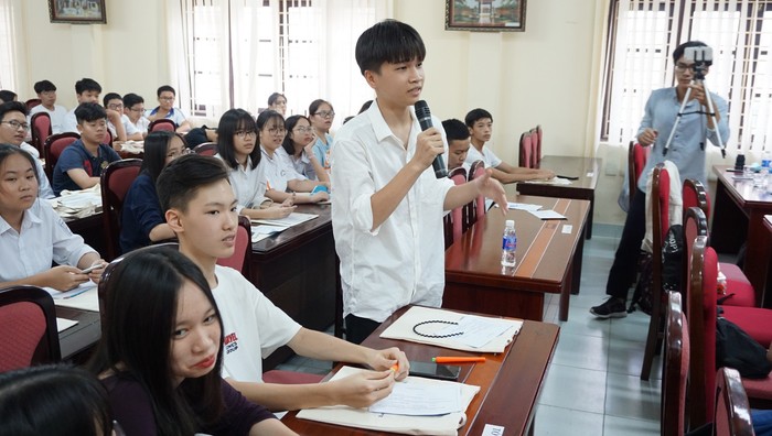 南向新助力 新二代學生 赴越與高中生交流 推廣台灣高教
