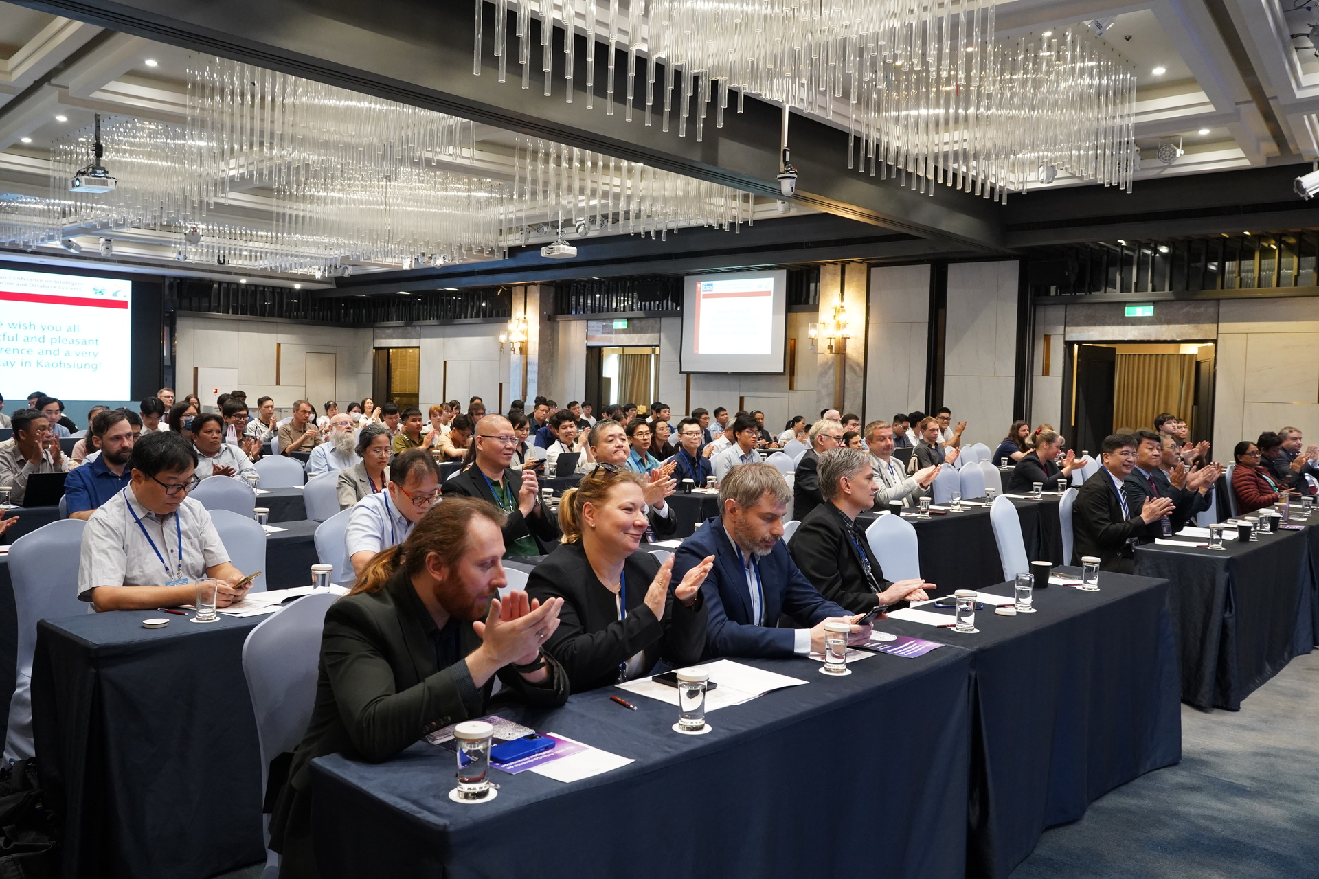 高雄大學資管系、資工系共同主辦第18屆「智慧資訊與資料庫系統國際研討會」004圖片