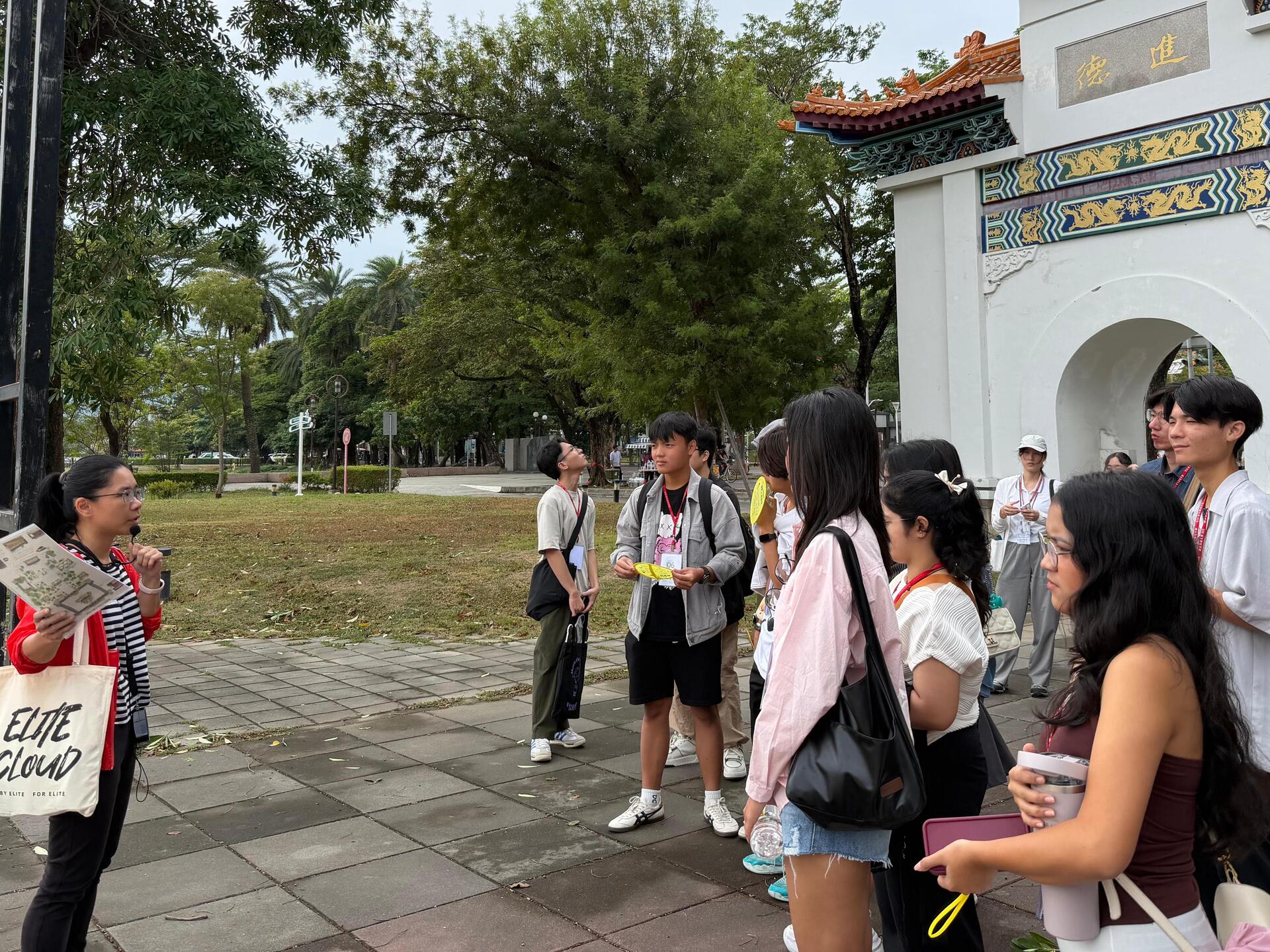 【雙語走讀左營舊城】國際生深度體驗高雄歷史與文化_003