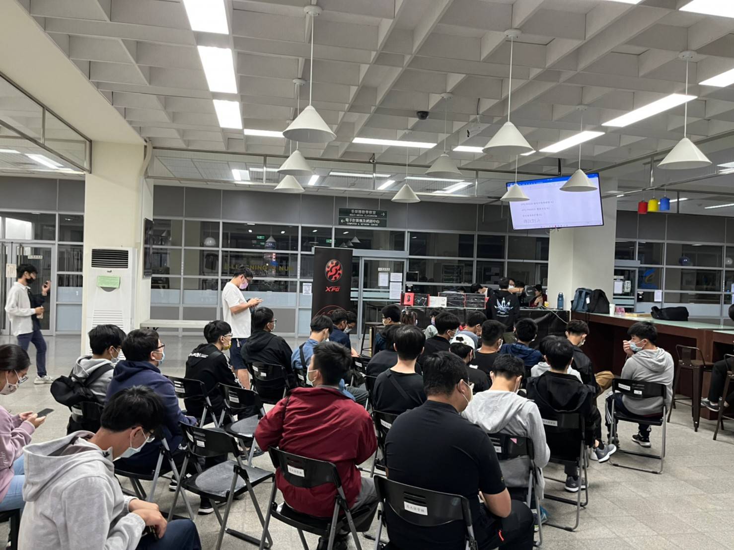 國立高雄大學電玩季002