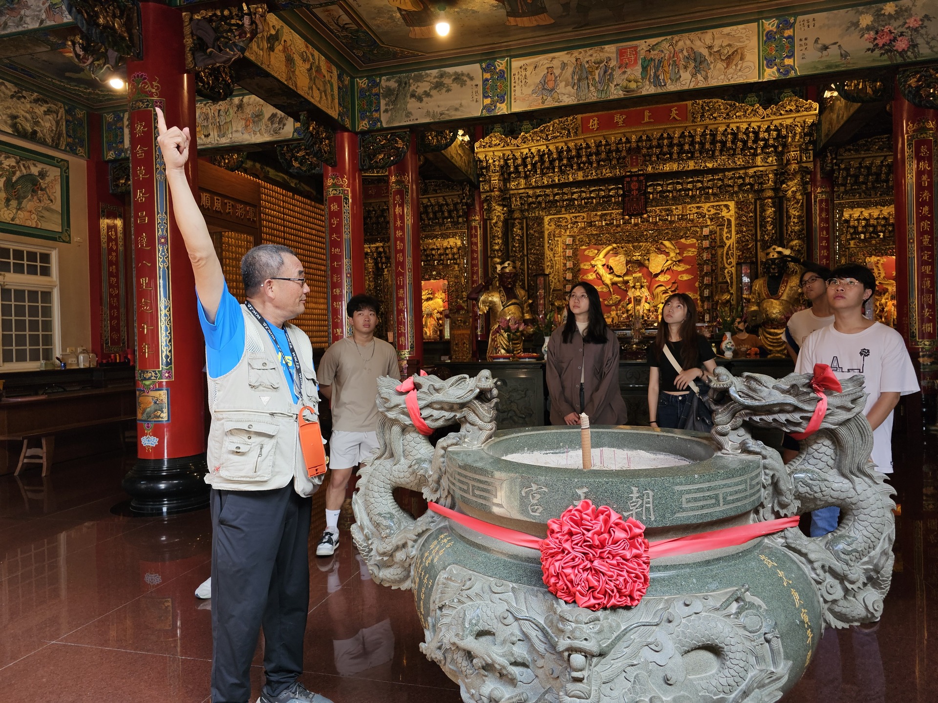 高大師生走讀蚵仔寮社區 永續在地實踐005