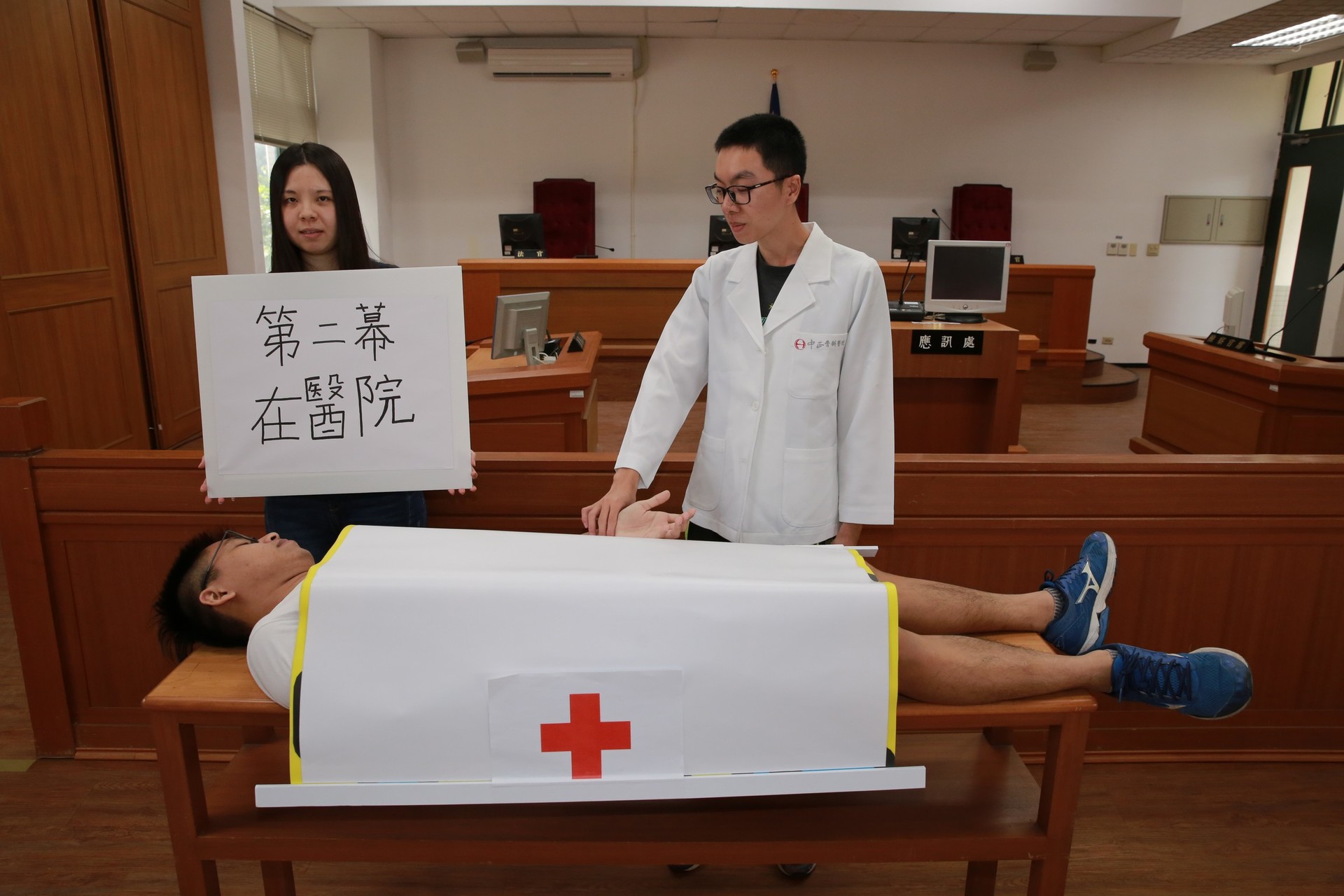 人肉佔車位有事嗎?深碗課程「模擬法庭演習」引領認識刑事審判與法律代價圖片