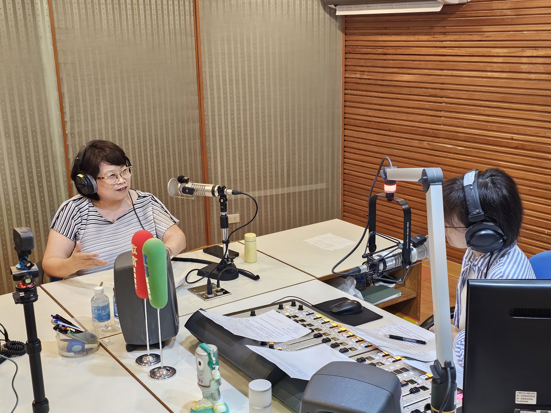 法律學系副教授兼國際長林倖如日前接受專訪，分享國際處推動國際化的策略藍圖、外籍生支持措施與留學經驗007圖片